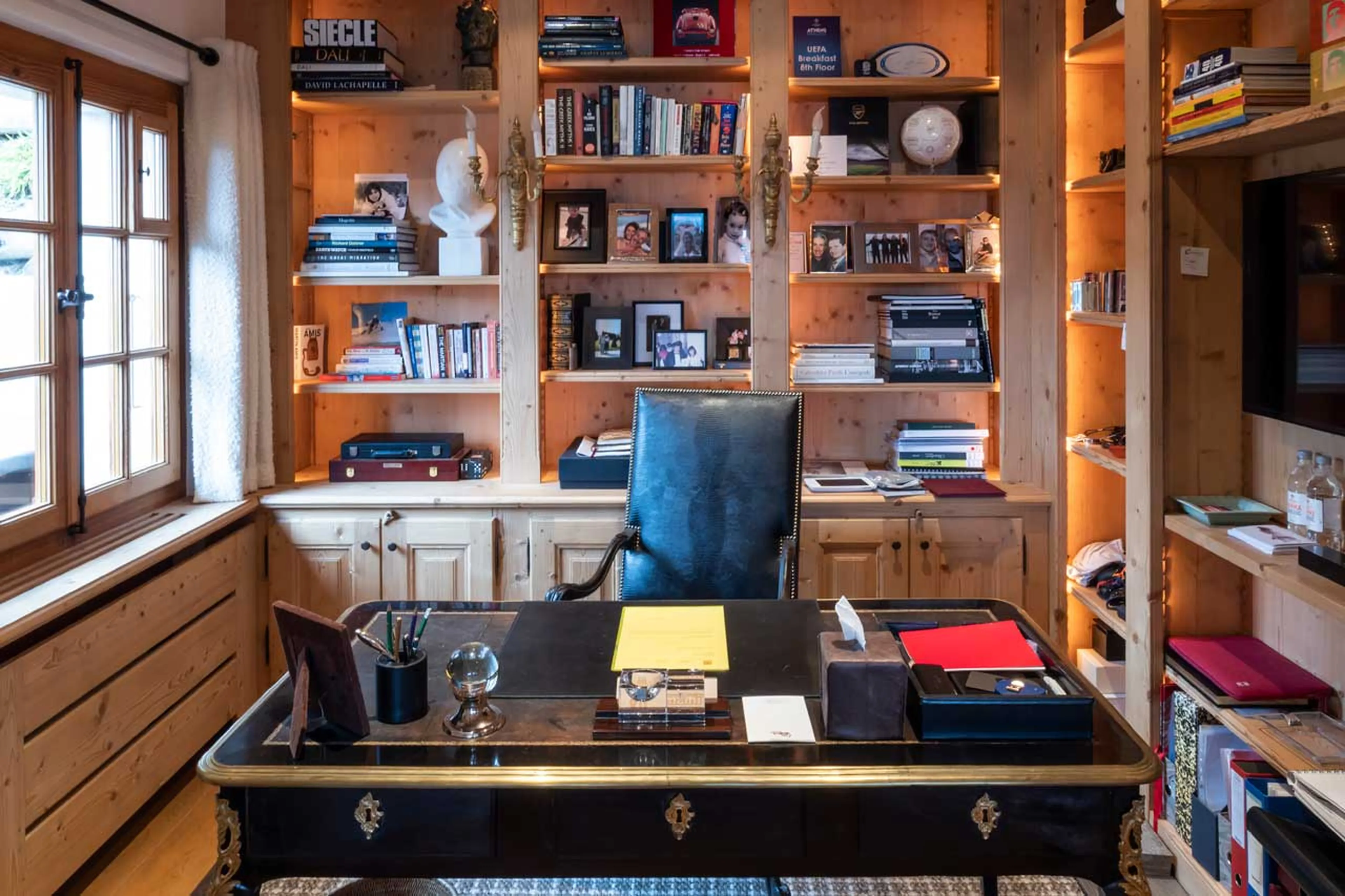 Study at Chalet Tigre in Verbier