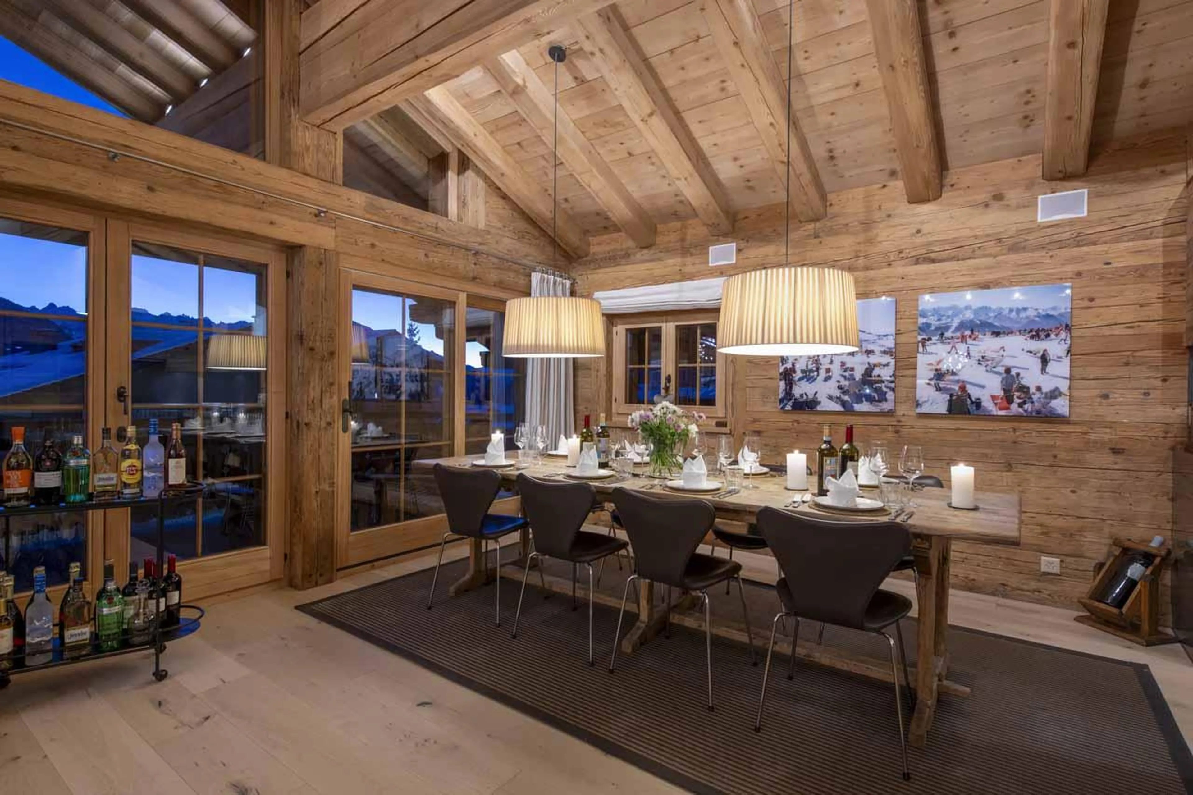 Elegant dining table at Penthouse Treize Etoiles in Verbier