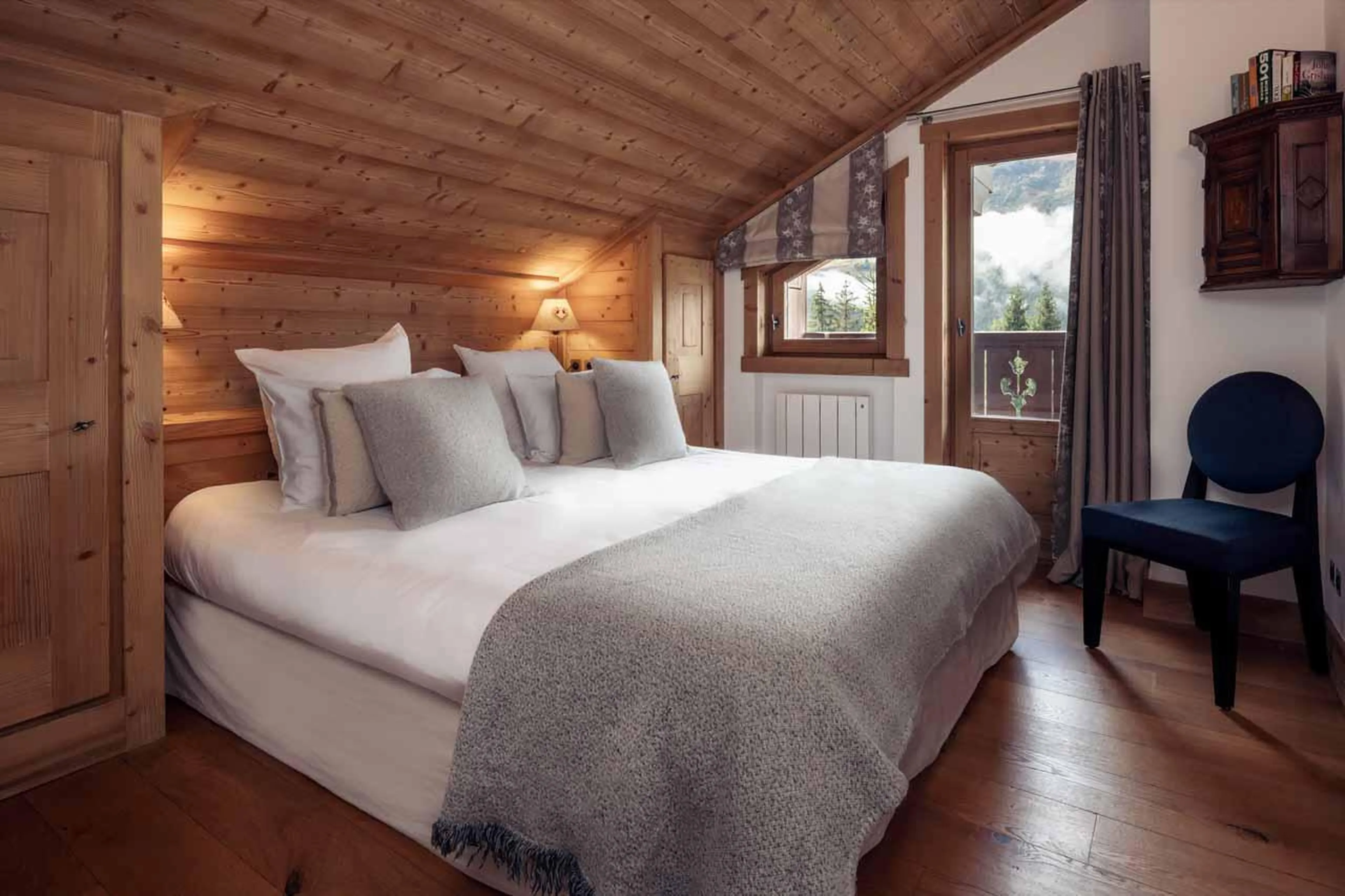 Bedroom four at Chalet Trois Ours in Meribel