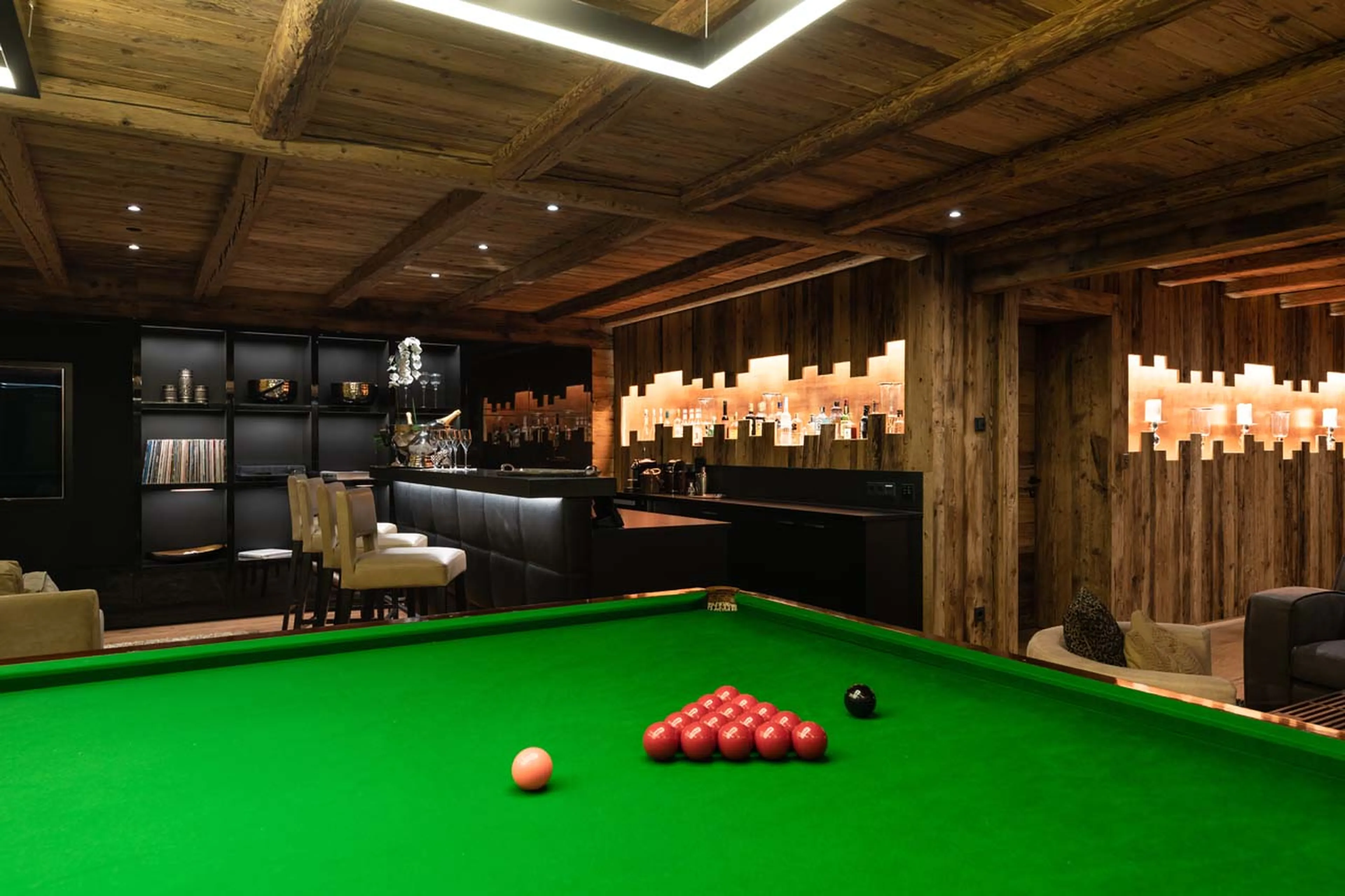 Billiard table at Chalet Uberhaus in Lech