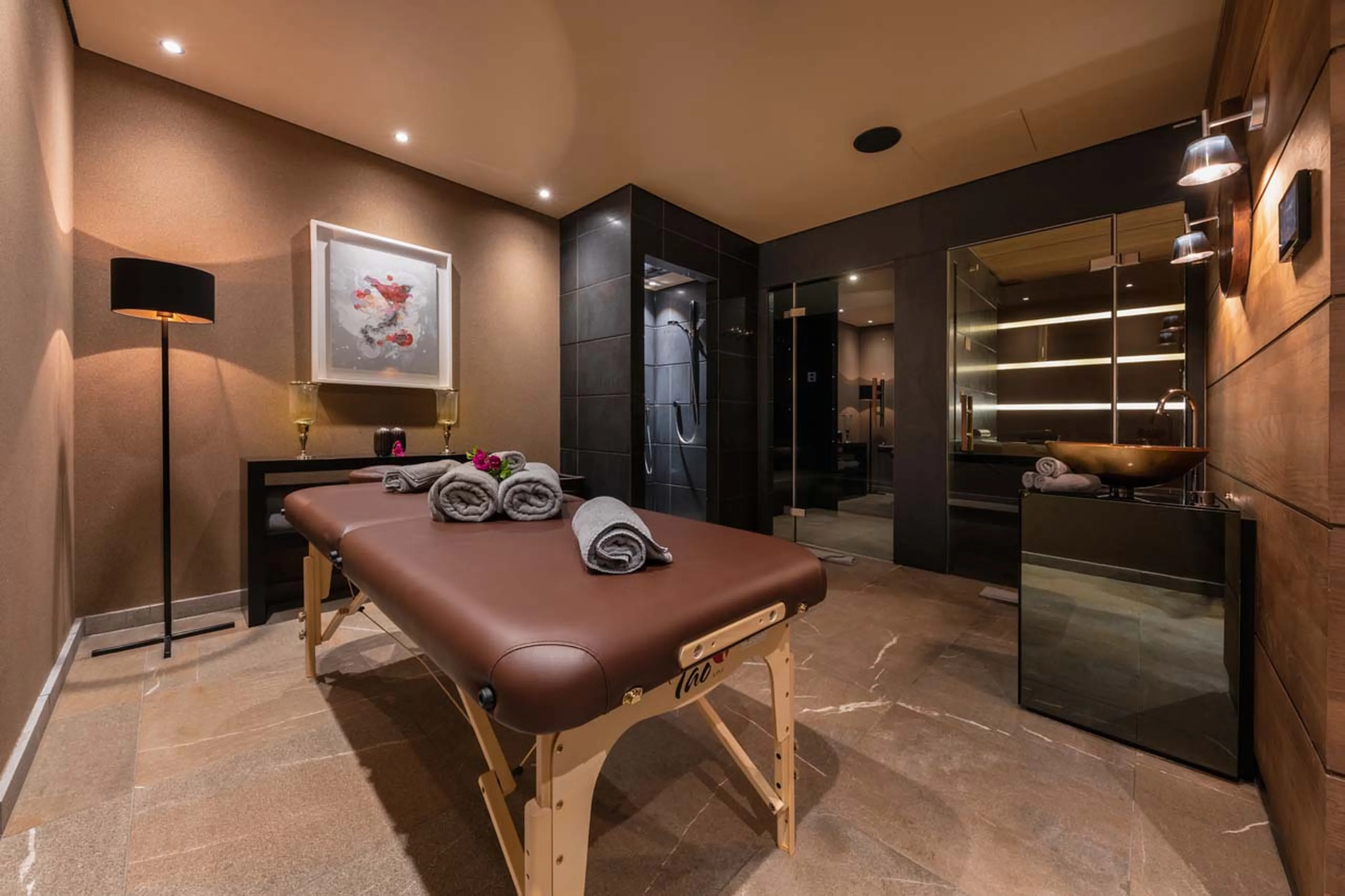 Massage room at Chalet Uberhaus in Lech