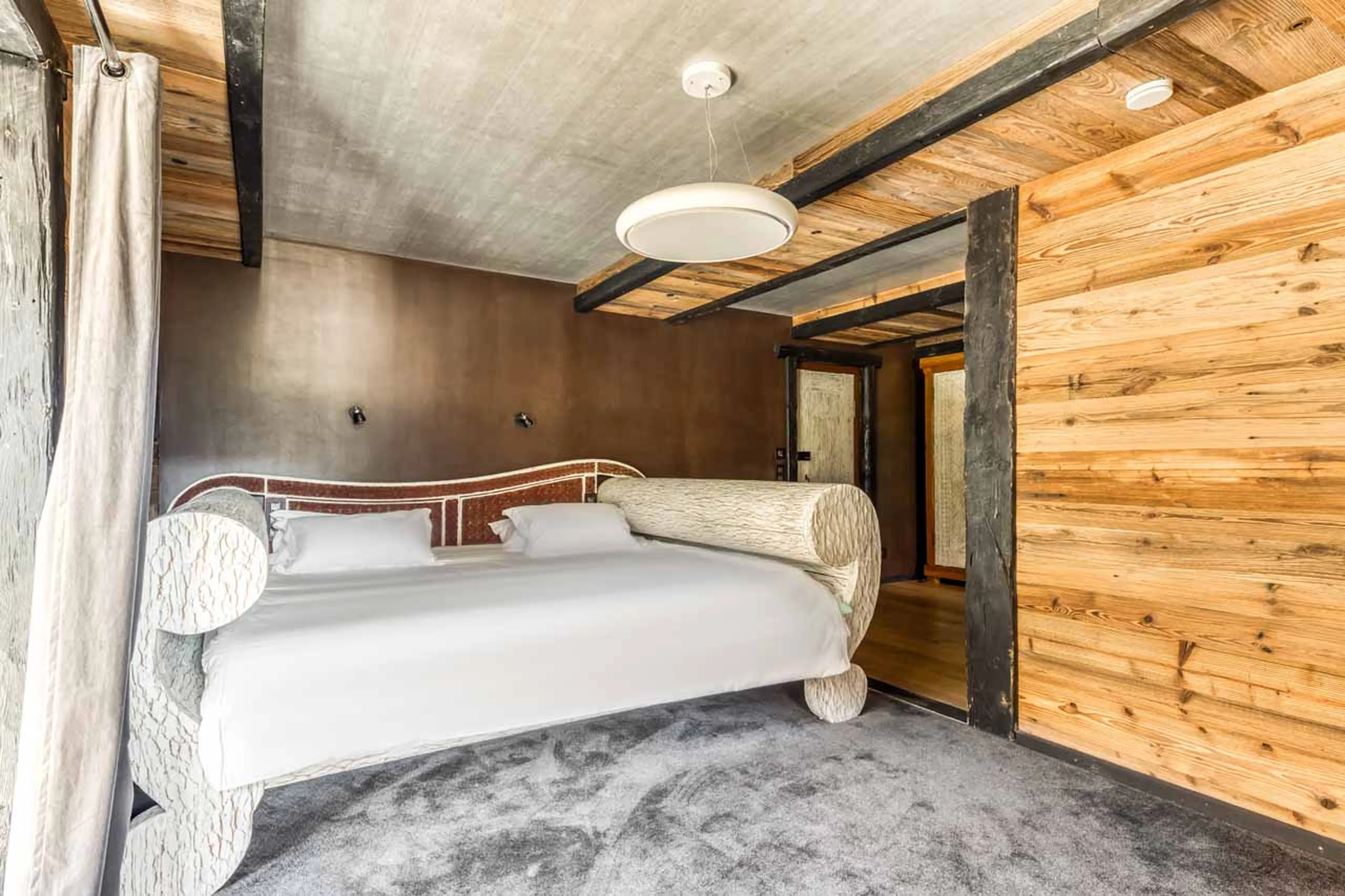 Bedroom two at Chalet Ubud in Tignes