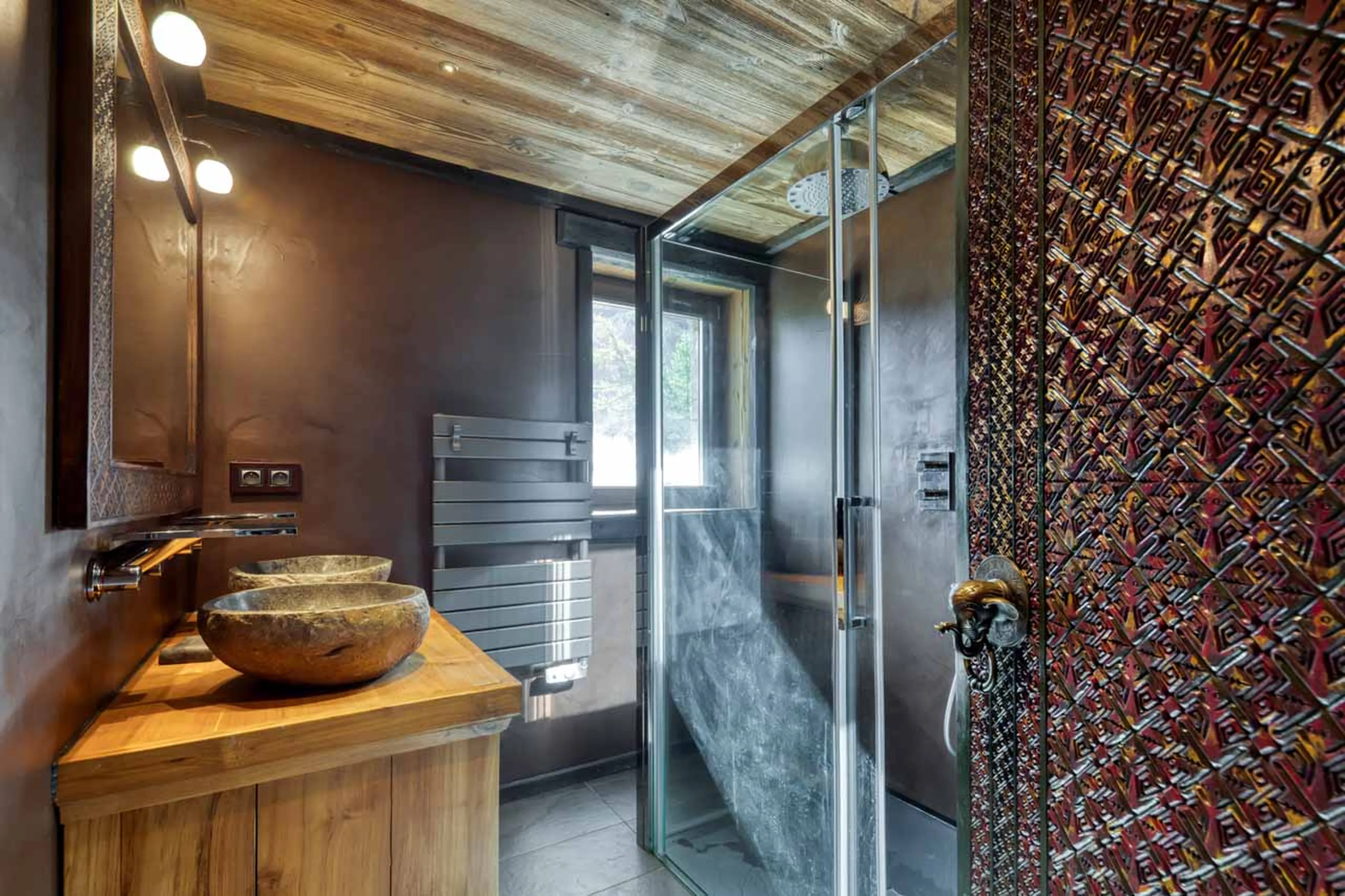 Shower room at Chalet Ubud in Tignes