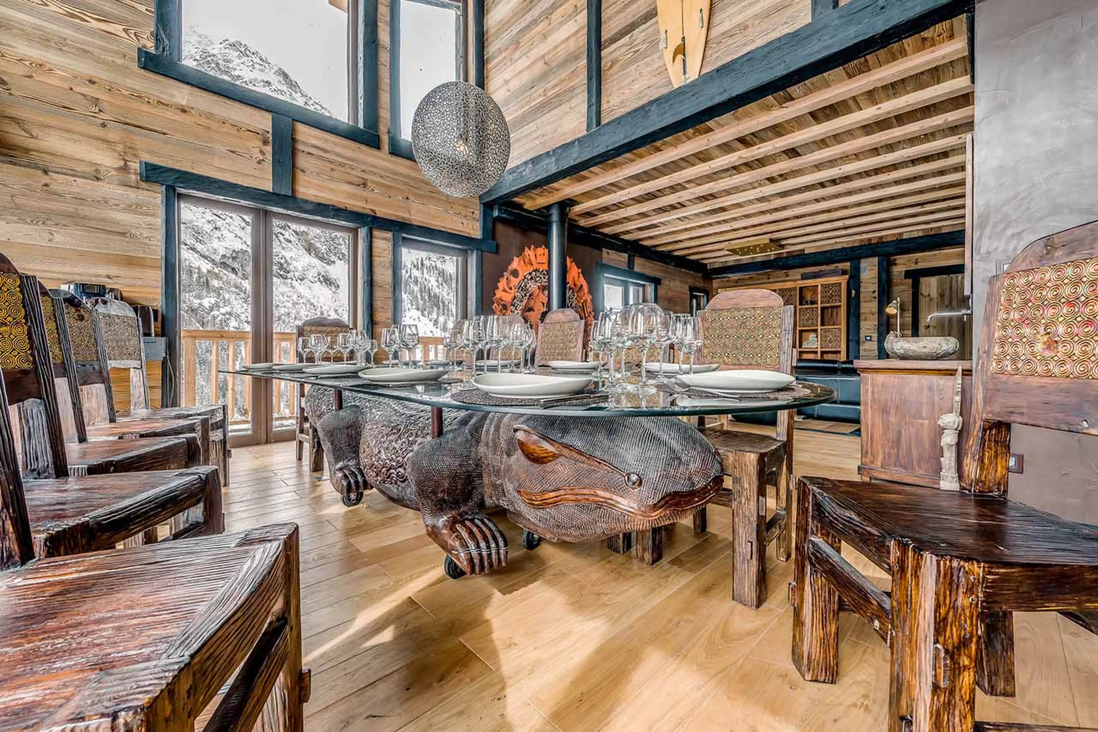 Dining table at Chalet Ubud in Tignes