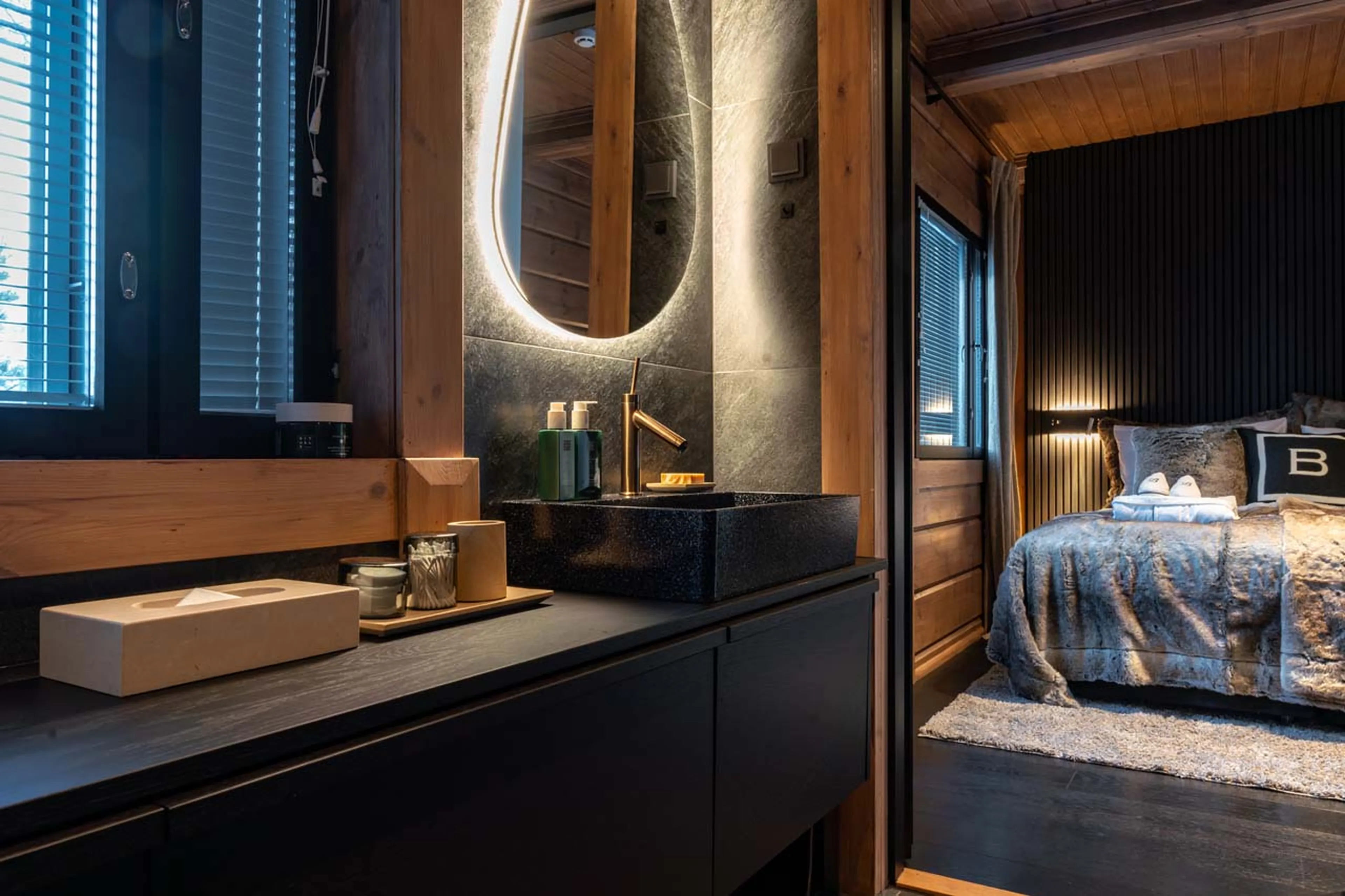 Access to en-suite shower room at Chalet Utsu in Levi, Finland