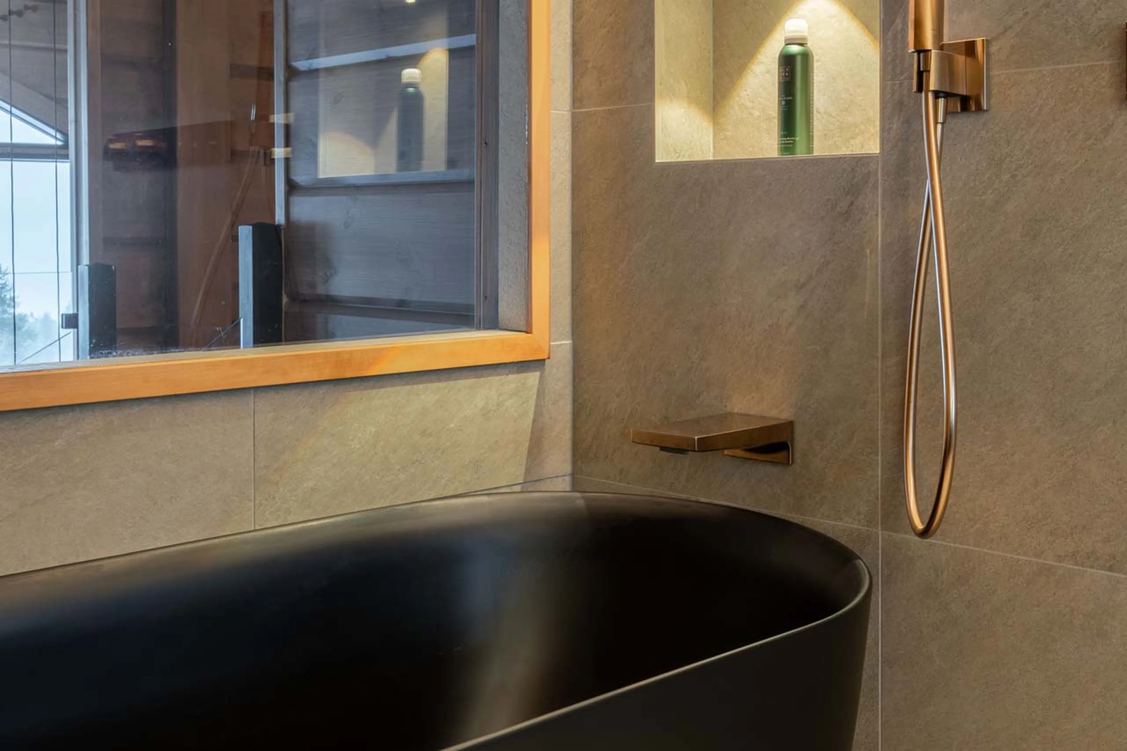 Bathroom five at Chalet Utsu in Levi, Finland