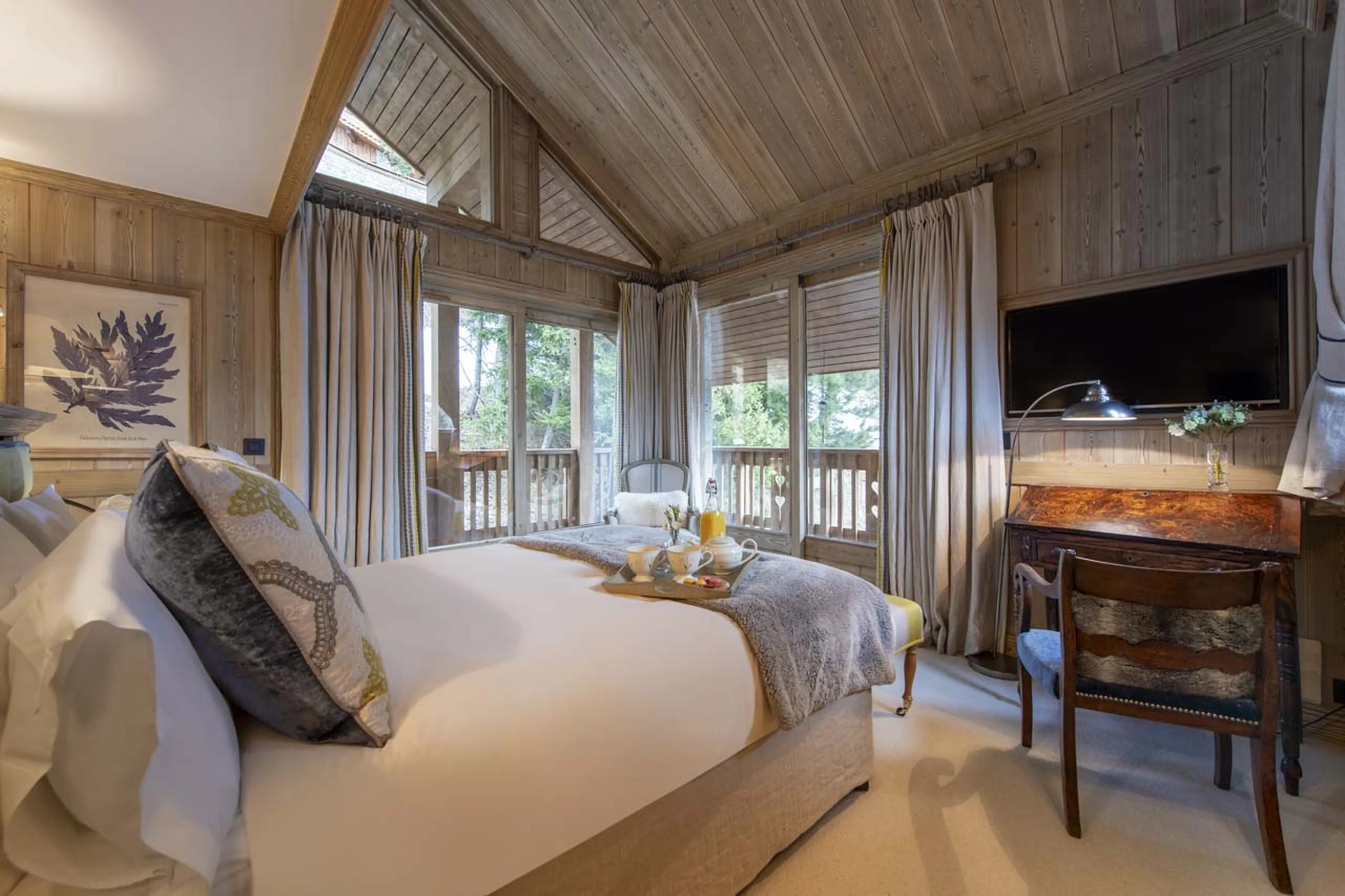 Bedroom six at Chalet Valentine in Meribel