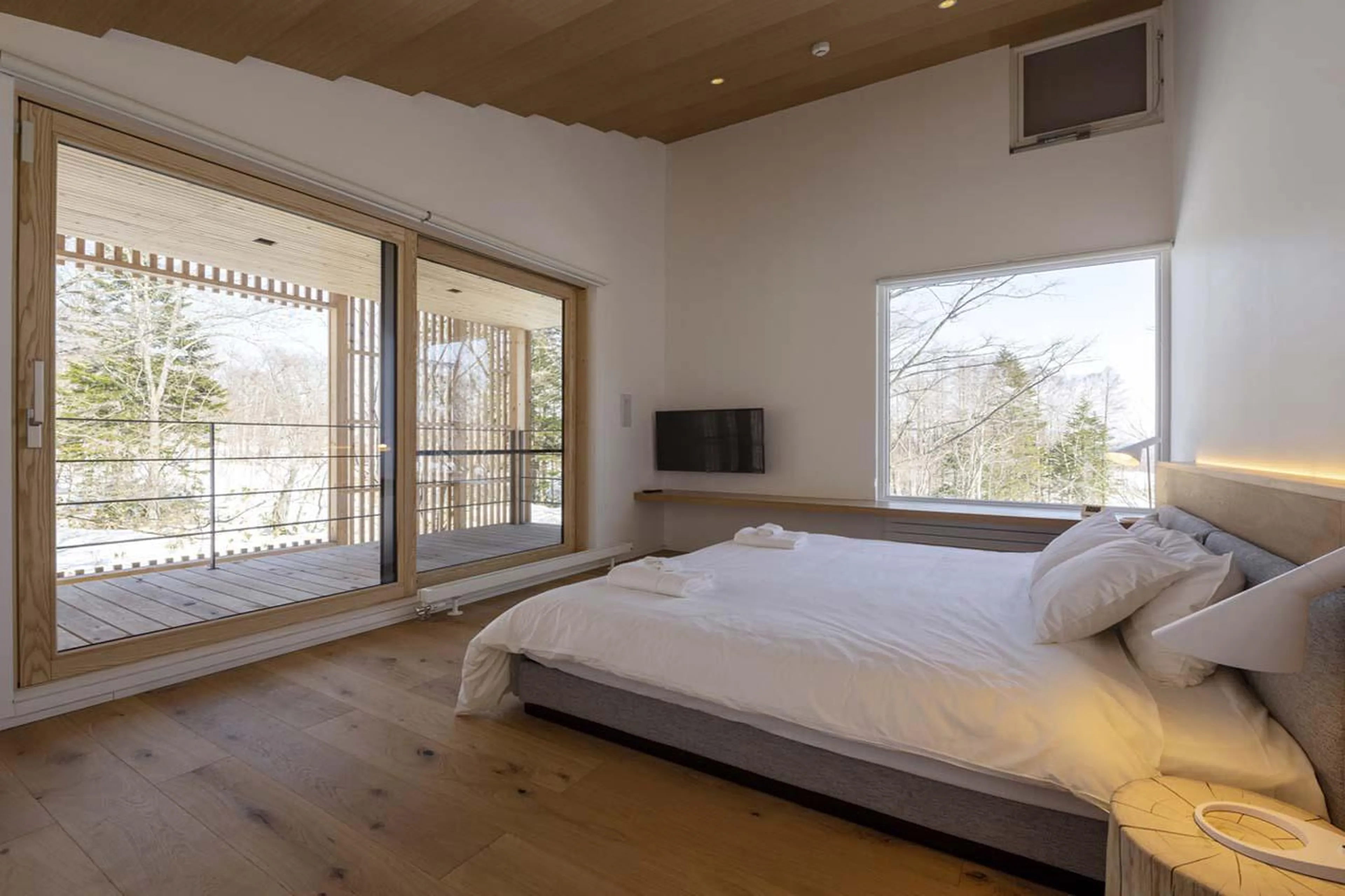 Double/twin bedroom at Chalet Yukihyo in Niseko