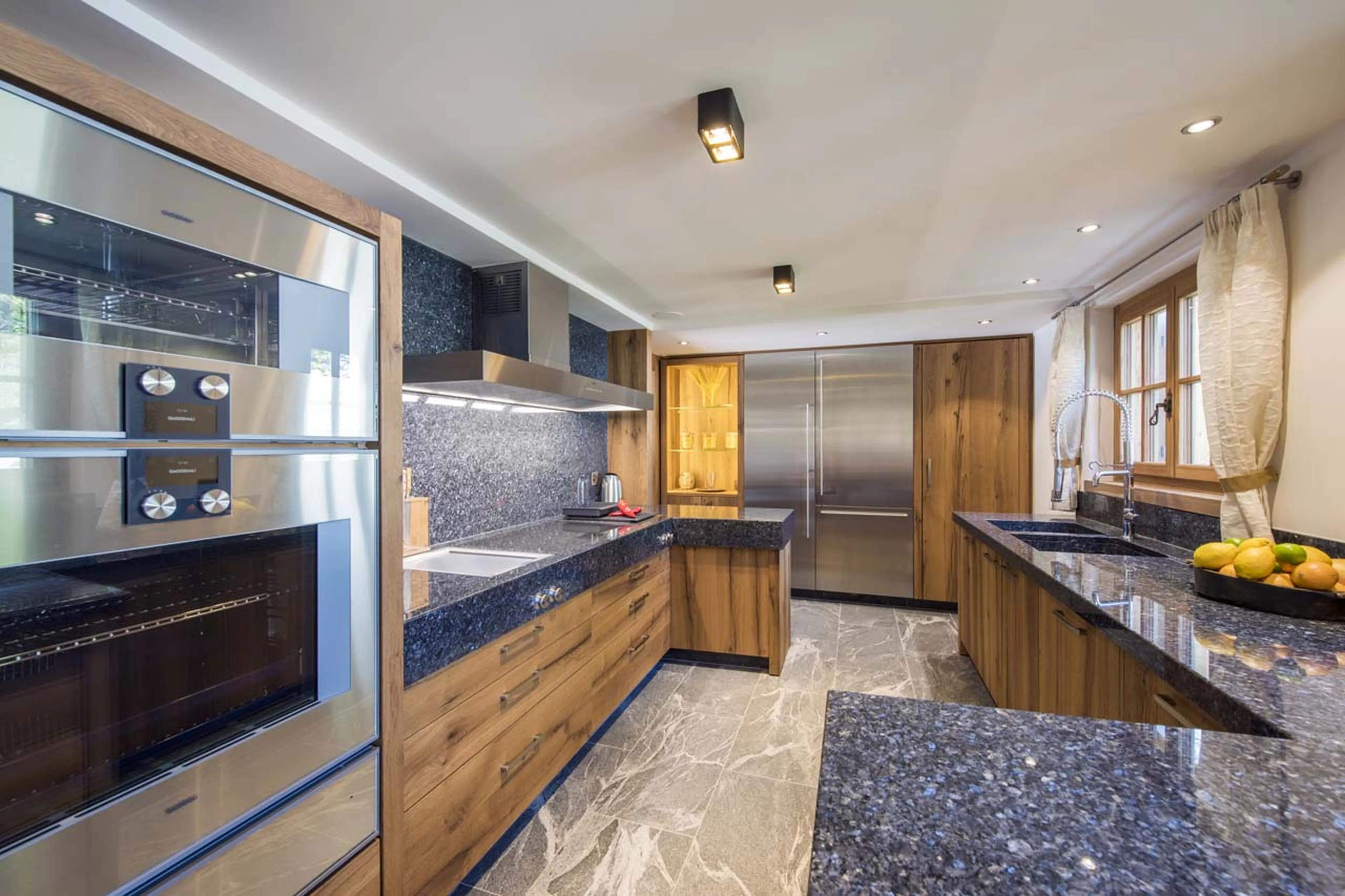 chesa-el-toula-st-moritz-family-kitchen-3