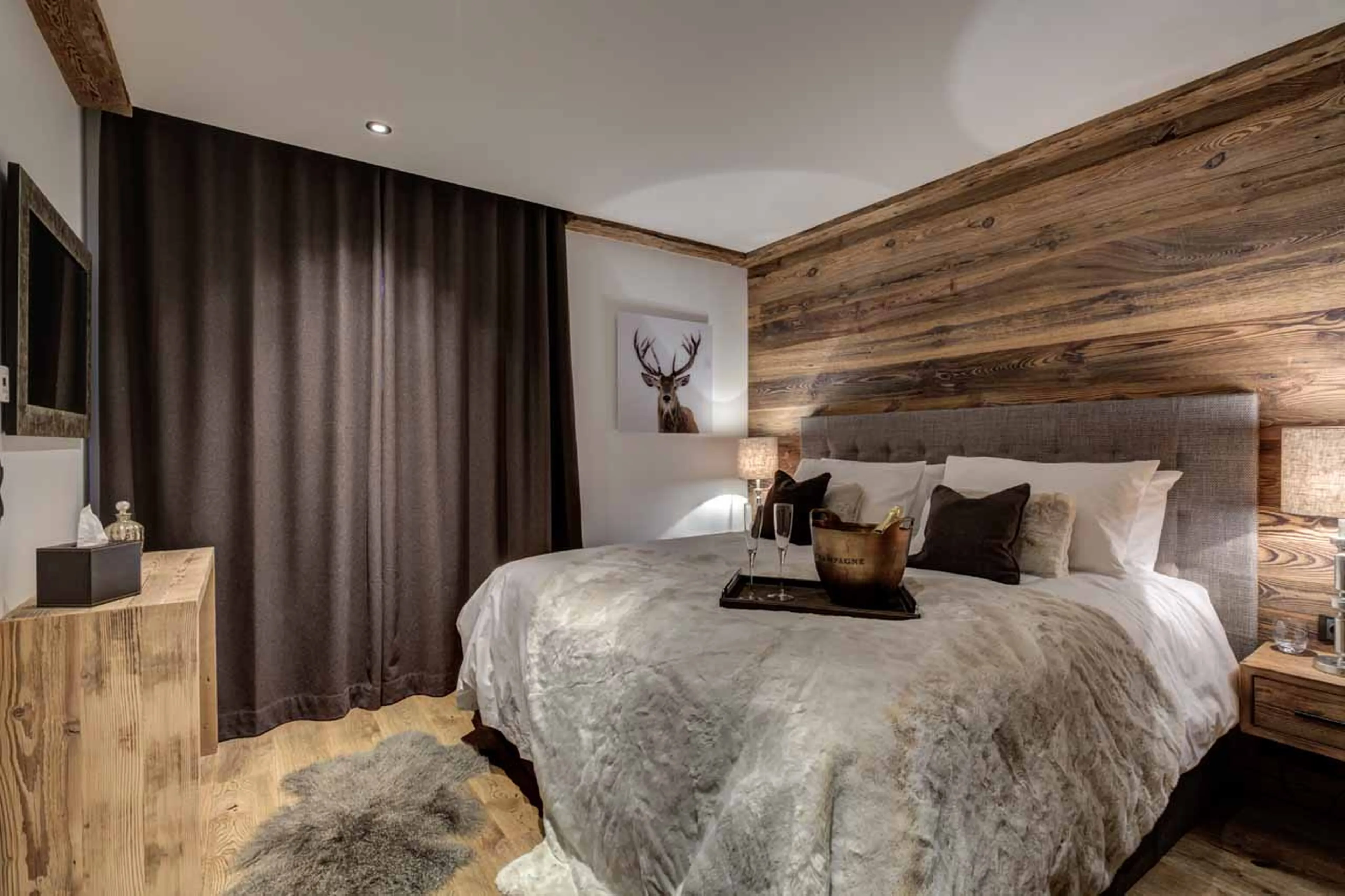 Bedroom five at Chez Bugi in St Martin de Belleville