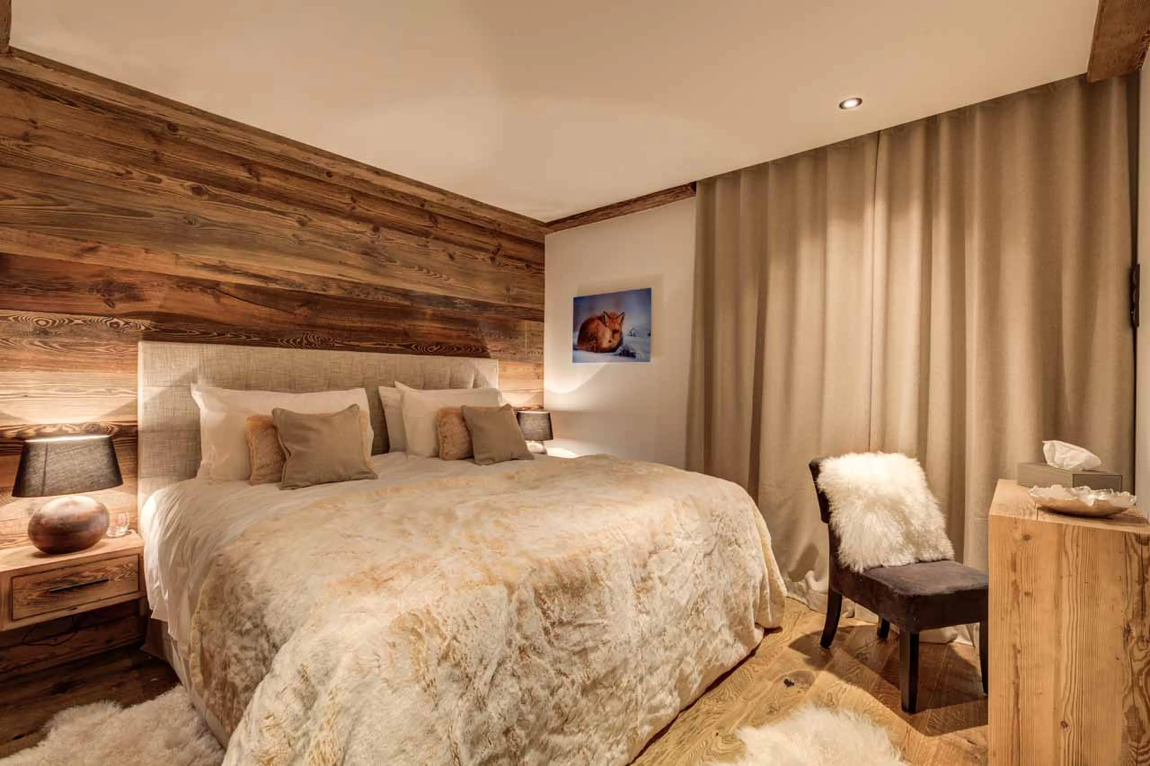 Bedroom six at Chez Bugi in St Martin de Belleville