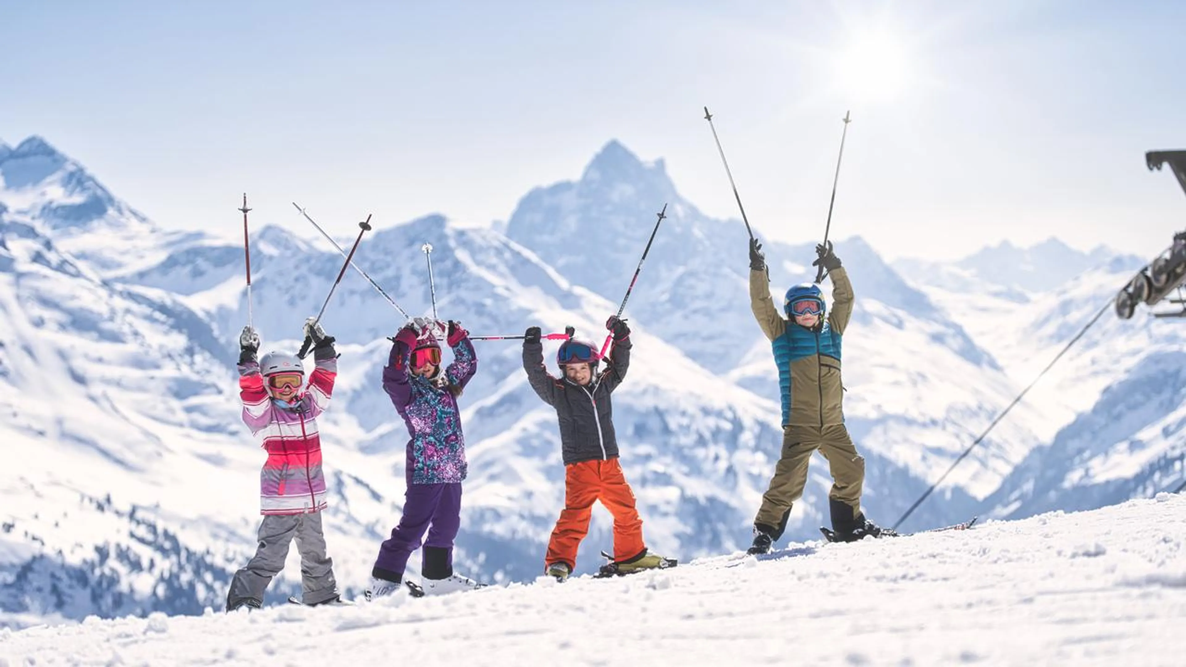 Children skiing in St Christoph