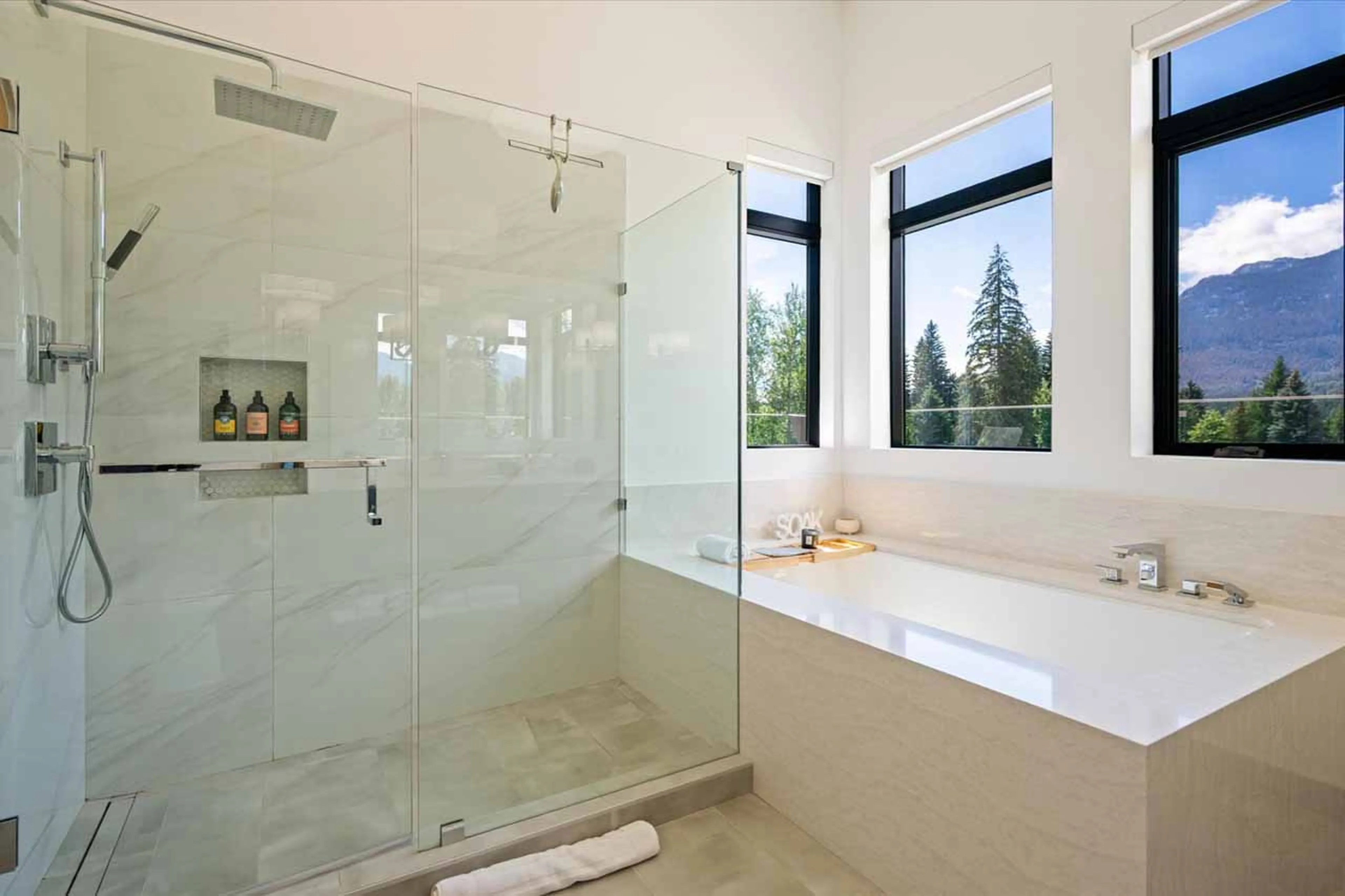 Bedroom 1 en-suite at Cypress Links in Whistler