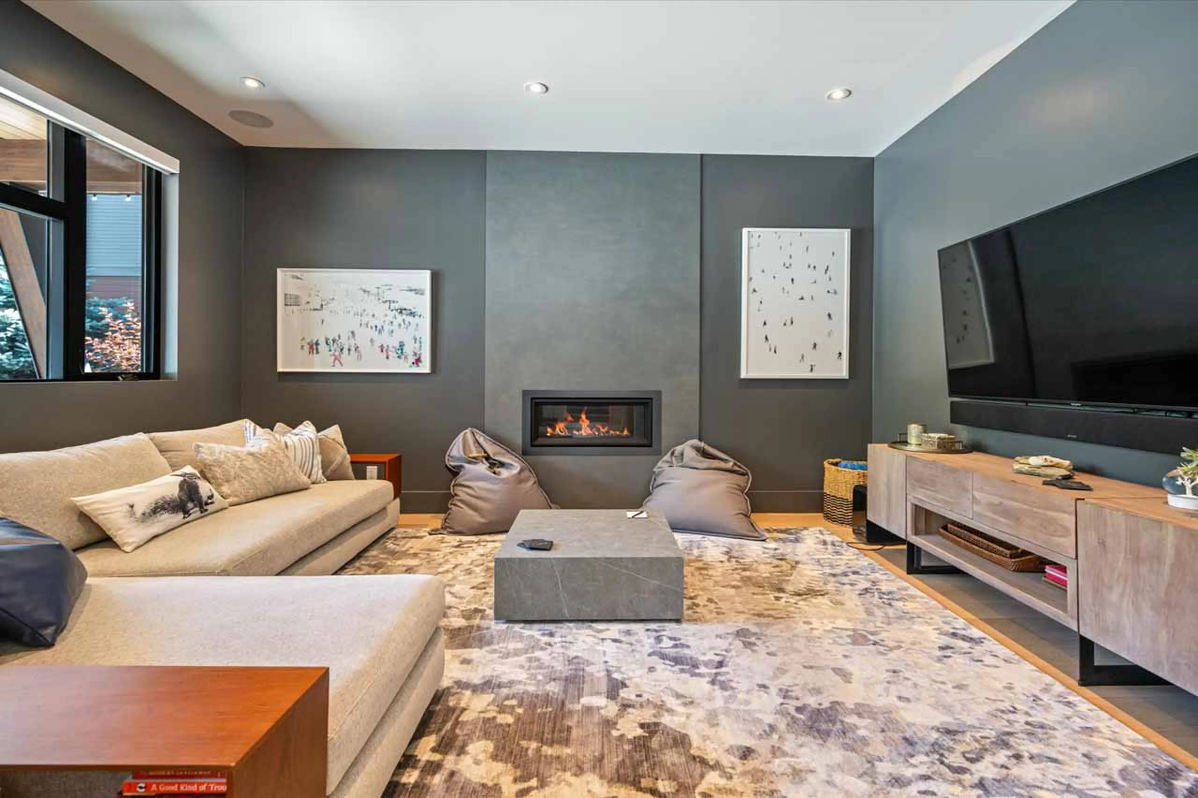 TV room at Cypress Links in Whistler