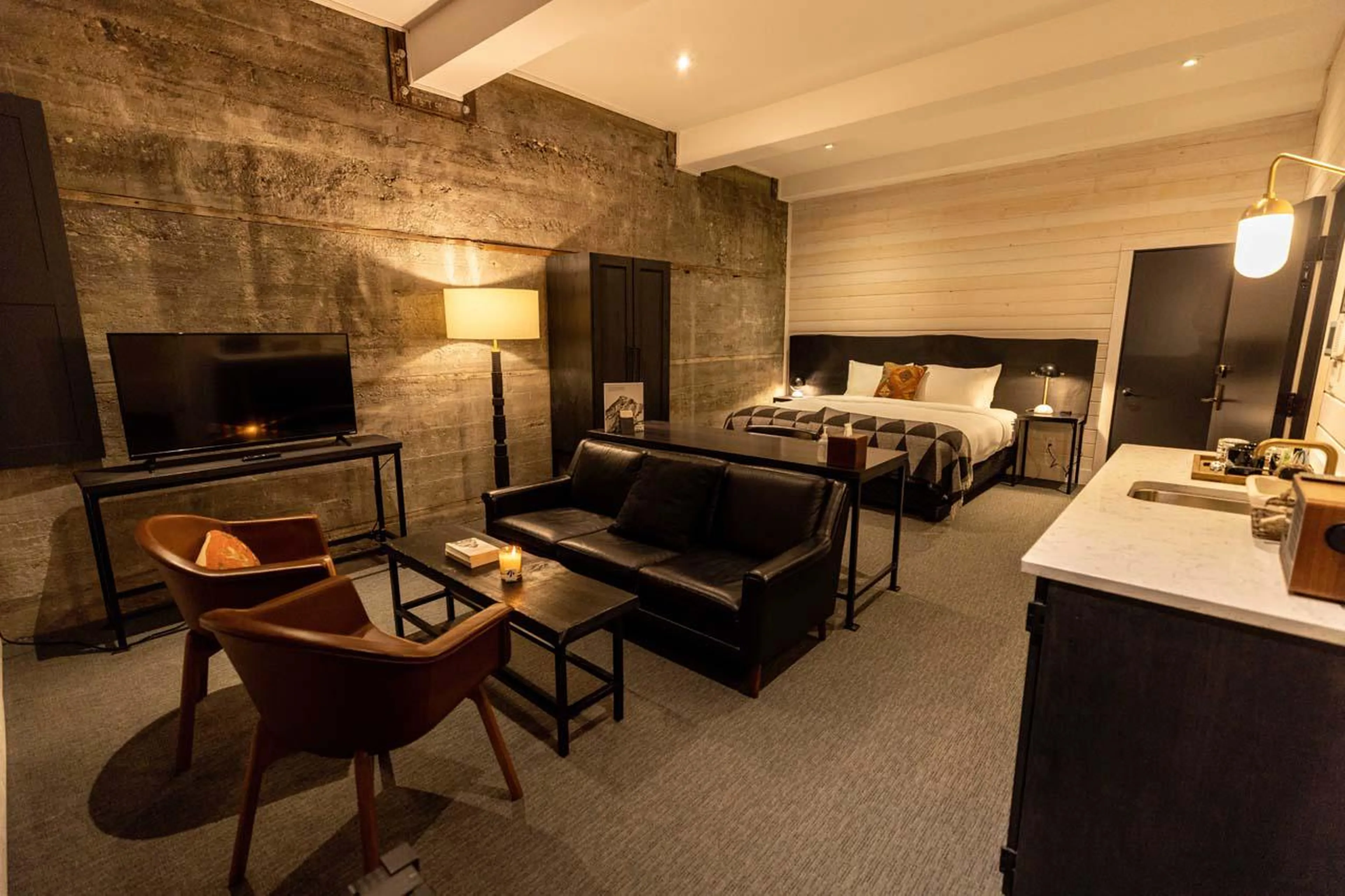 Explorer's Room at Eleven Revelstoke Lodge