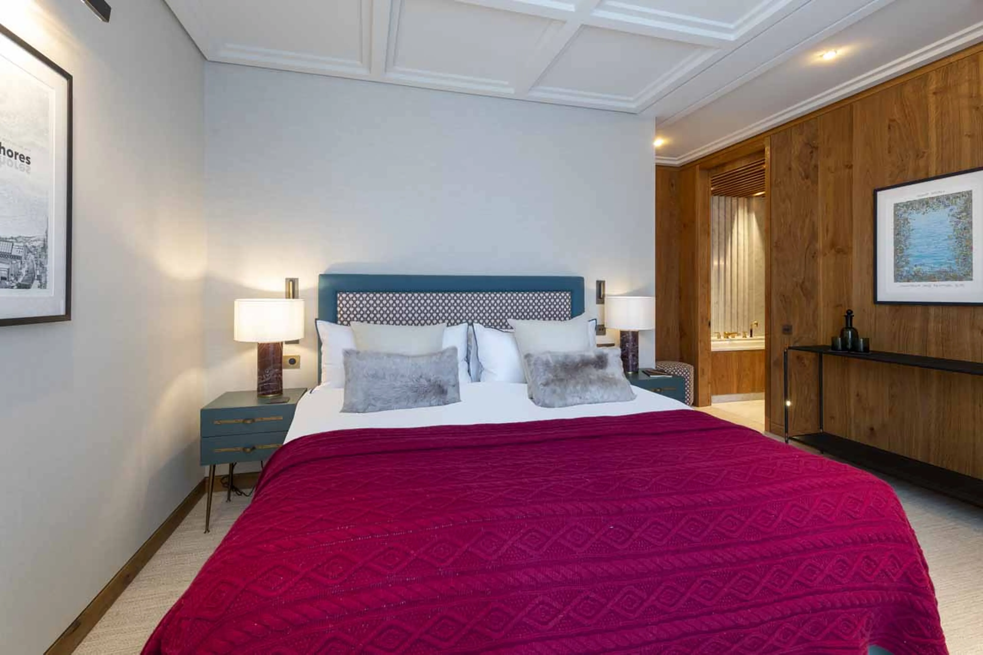 Entrance to en-suite bathroom at Chalet Etoile du Nord - East Wing in Val d'Isere