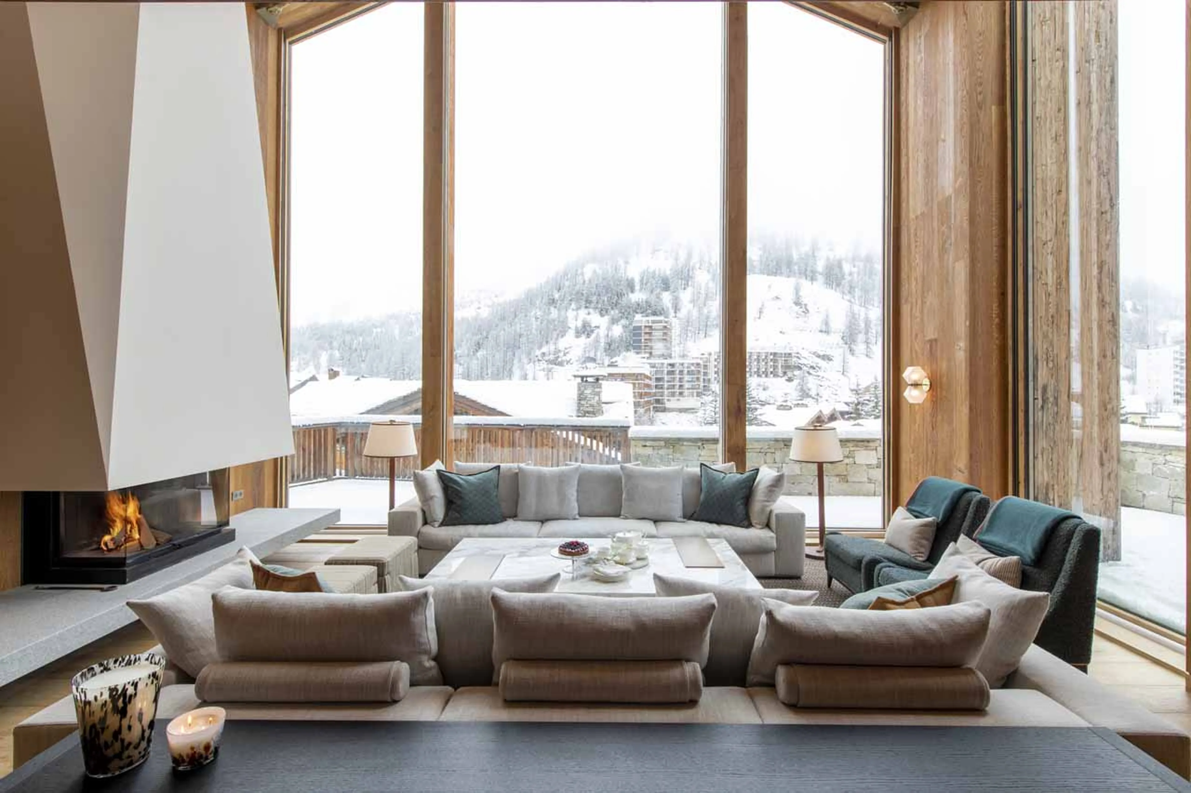 Living room at Chalet Etoile du Nord - East Wing in Val d'Isere