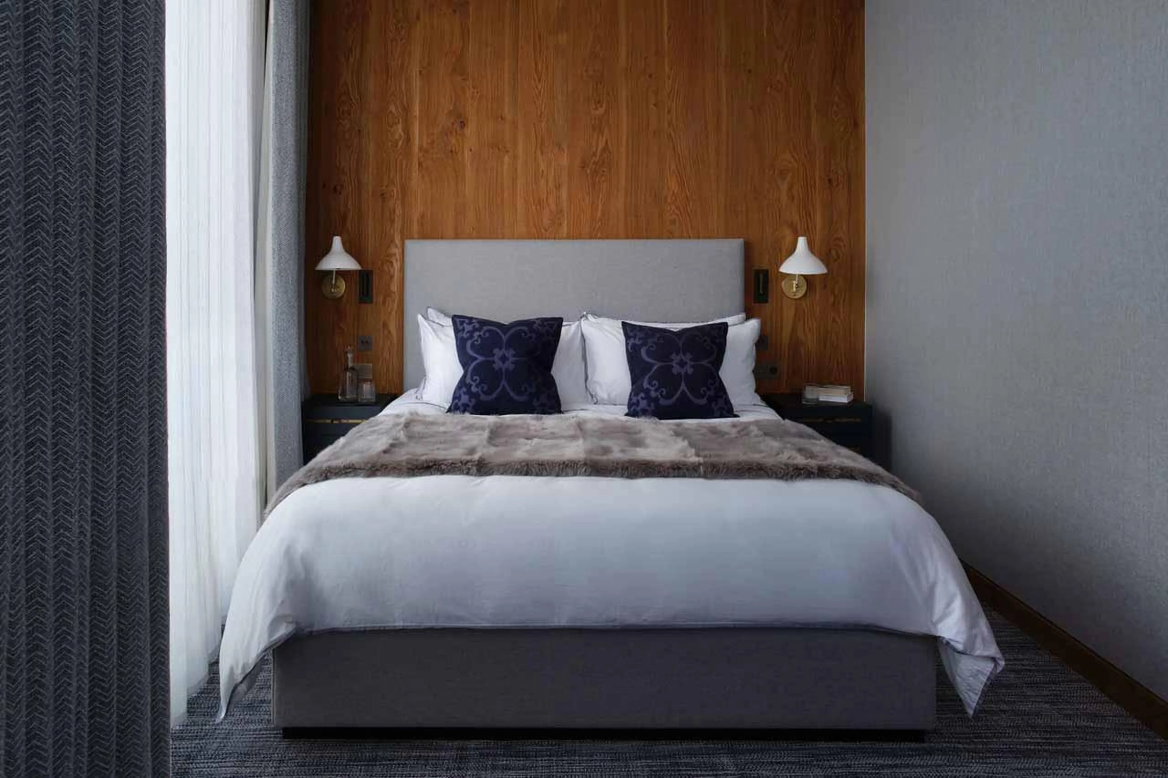 Double bedroom at Etoile du Nord West in Val d'Isere