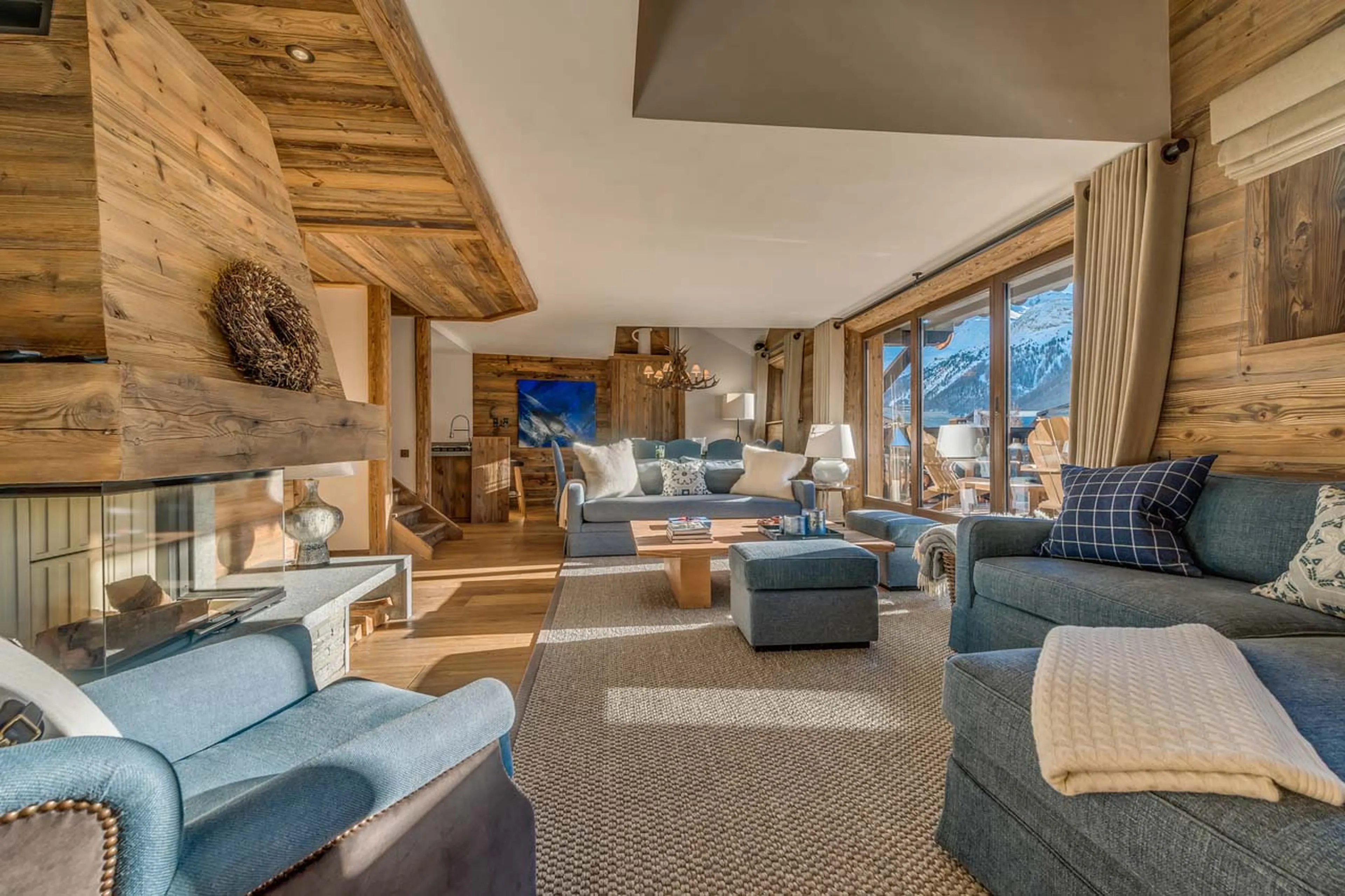 Living area at Etoile Filante in Val d'Isere