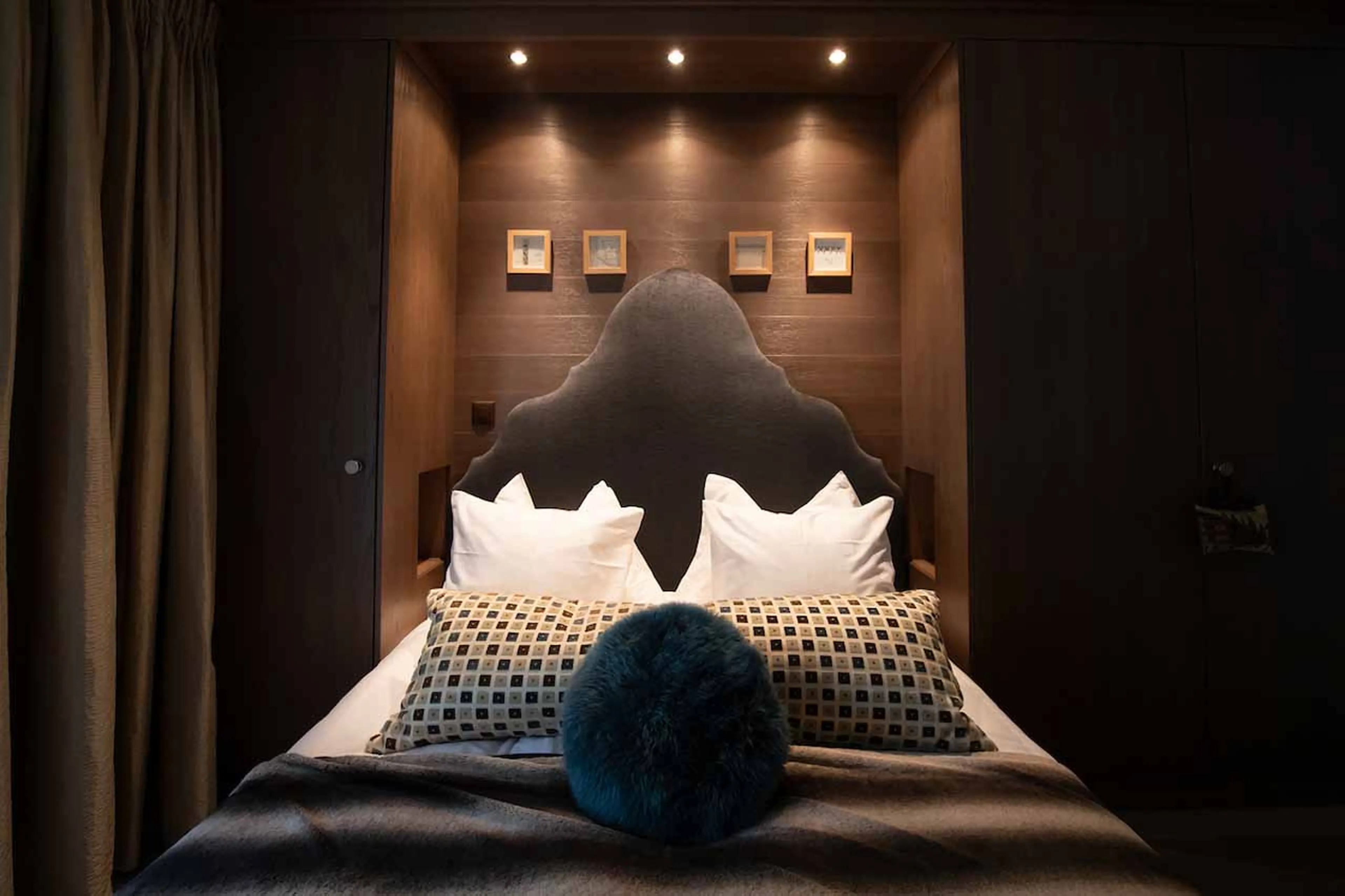 Bedroom four at Royalp Family Duplex Residence in Villars-sur-Ollon