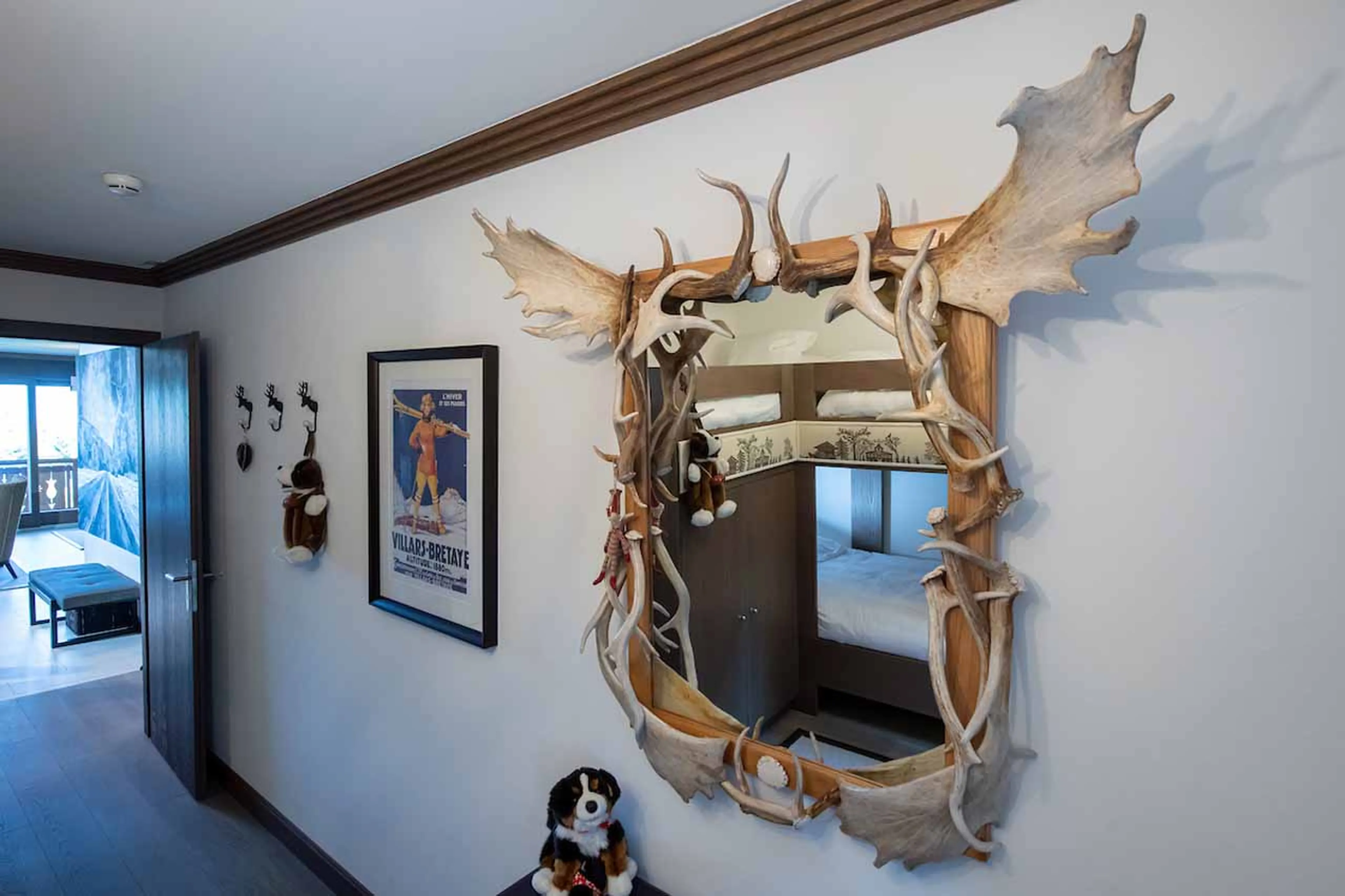 Corridor at Royalp Family Duplex Residence in Villars-sur-Ollon