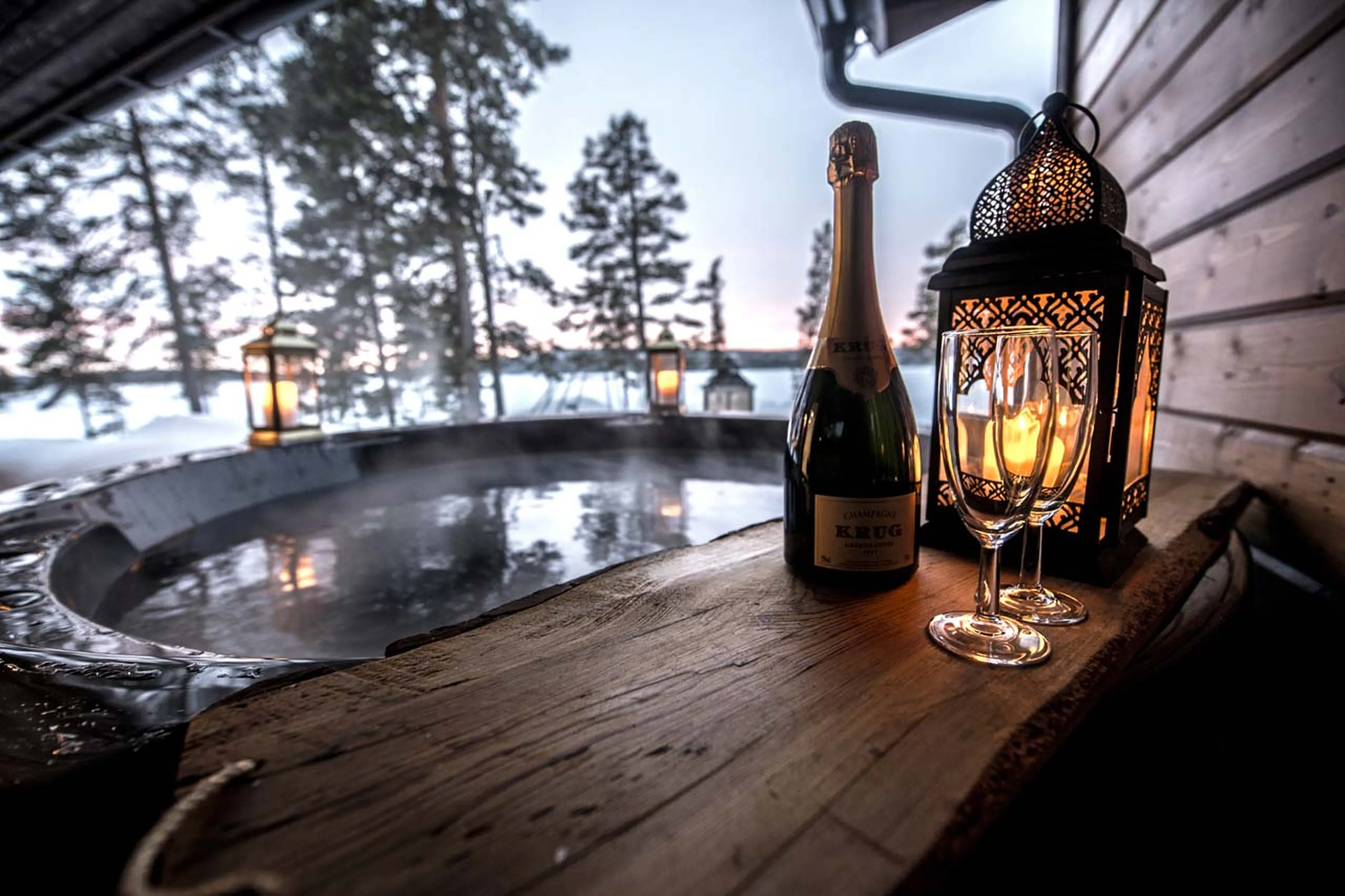 Hot tub at Fjellborg Arctic Lodge in Sweden