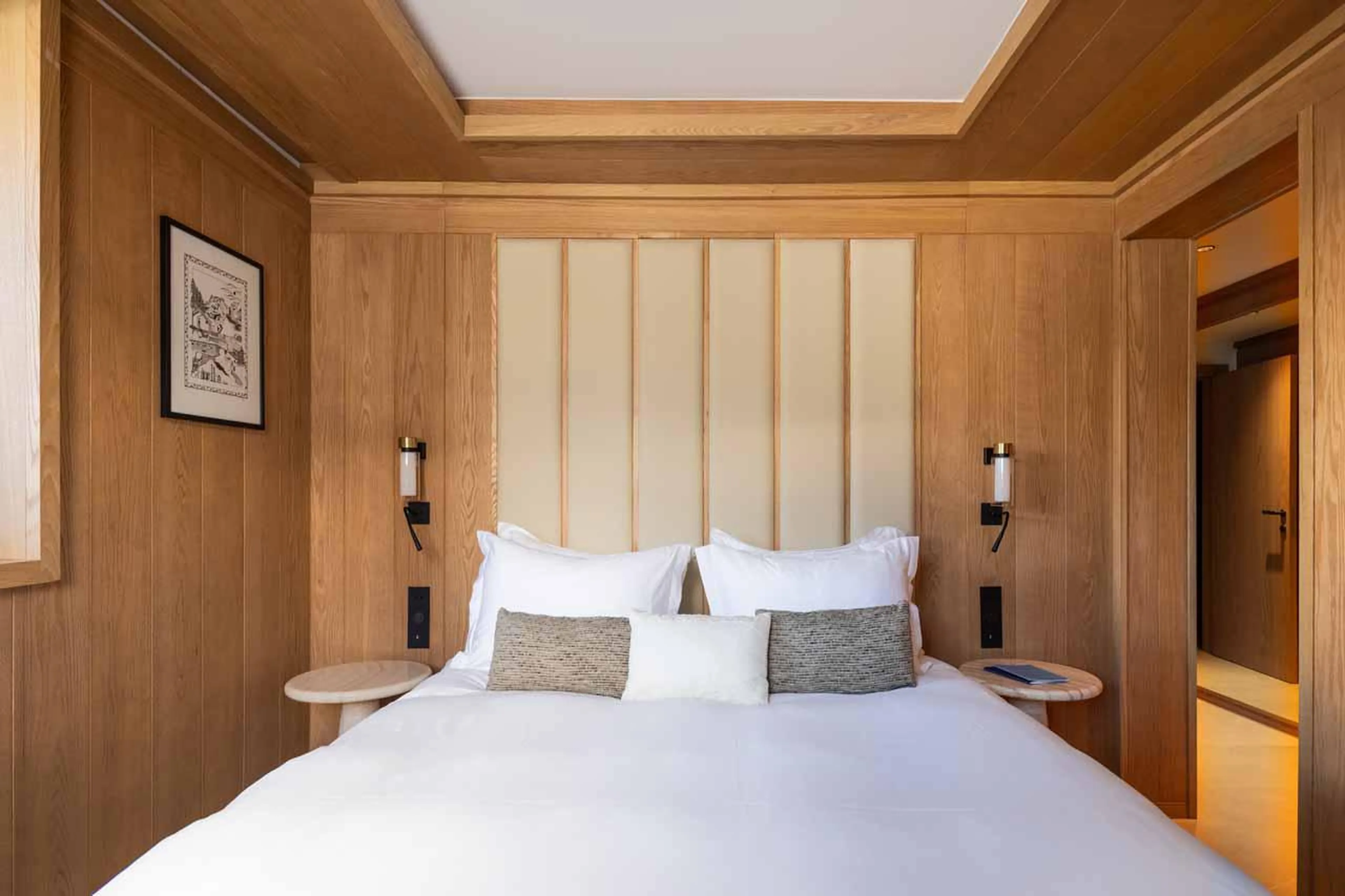 Double bedroom in Sasha Apartment 3, Courchevel 1850