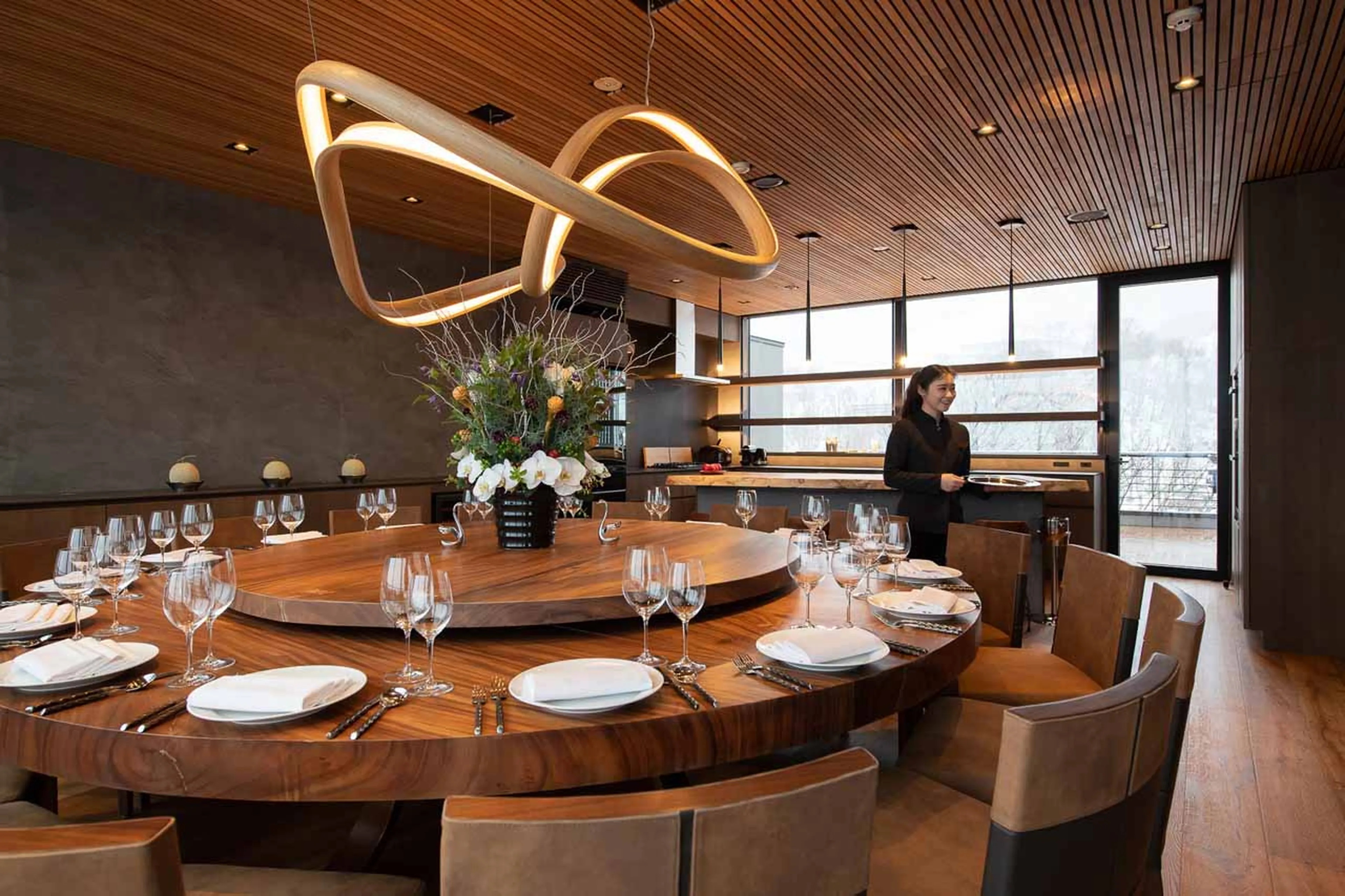 HakuVillas Super Penthouse dining area