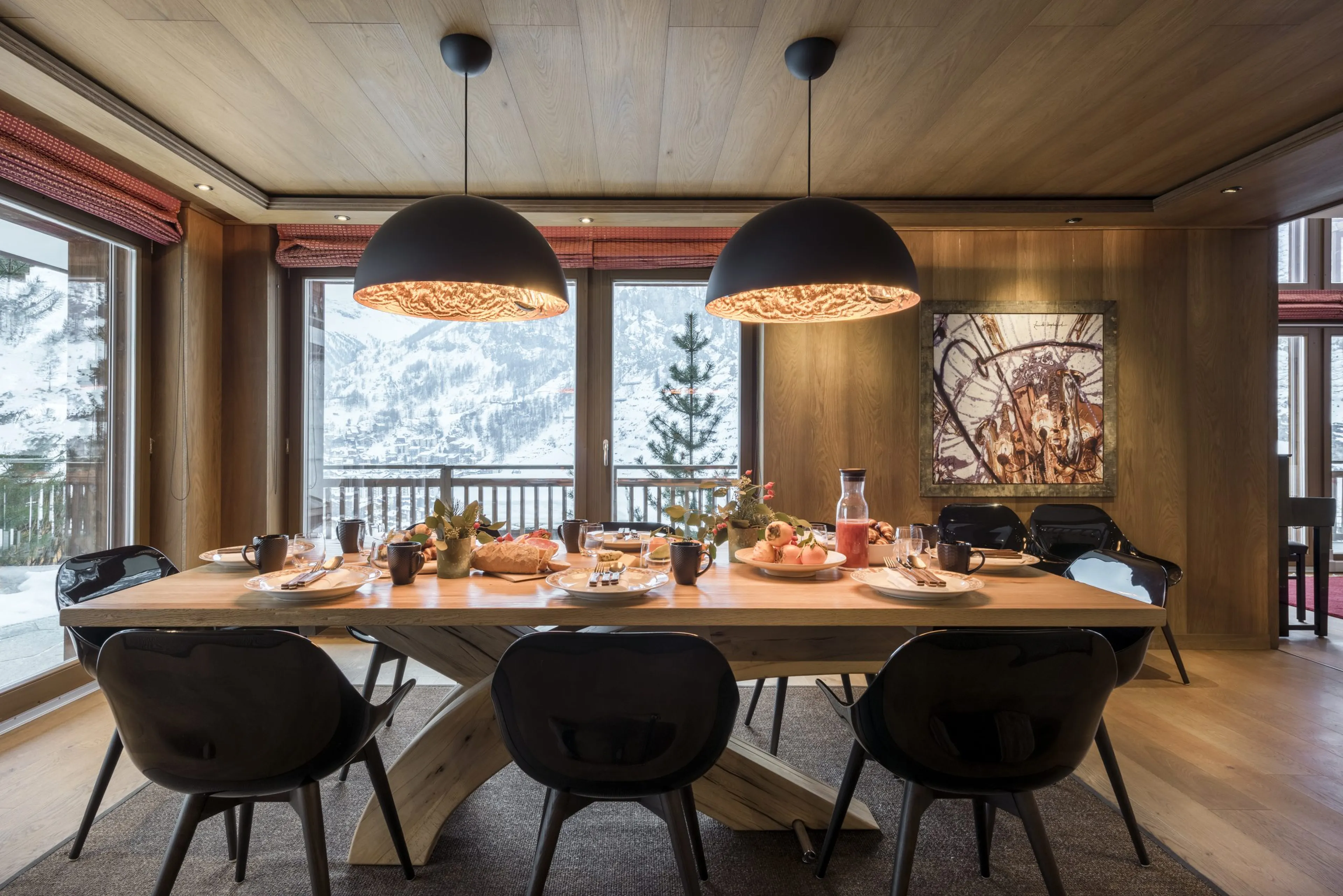 Dining area at Haus Leytron in Zermatt