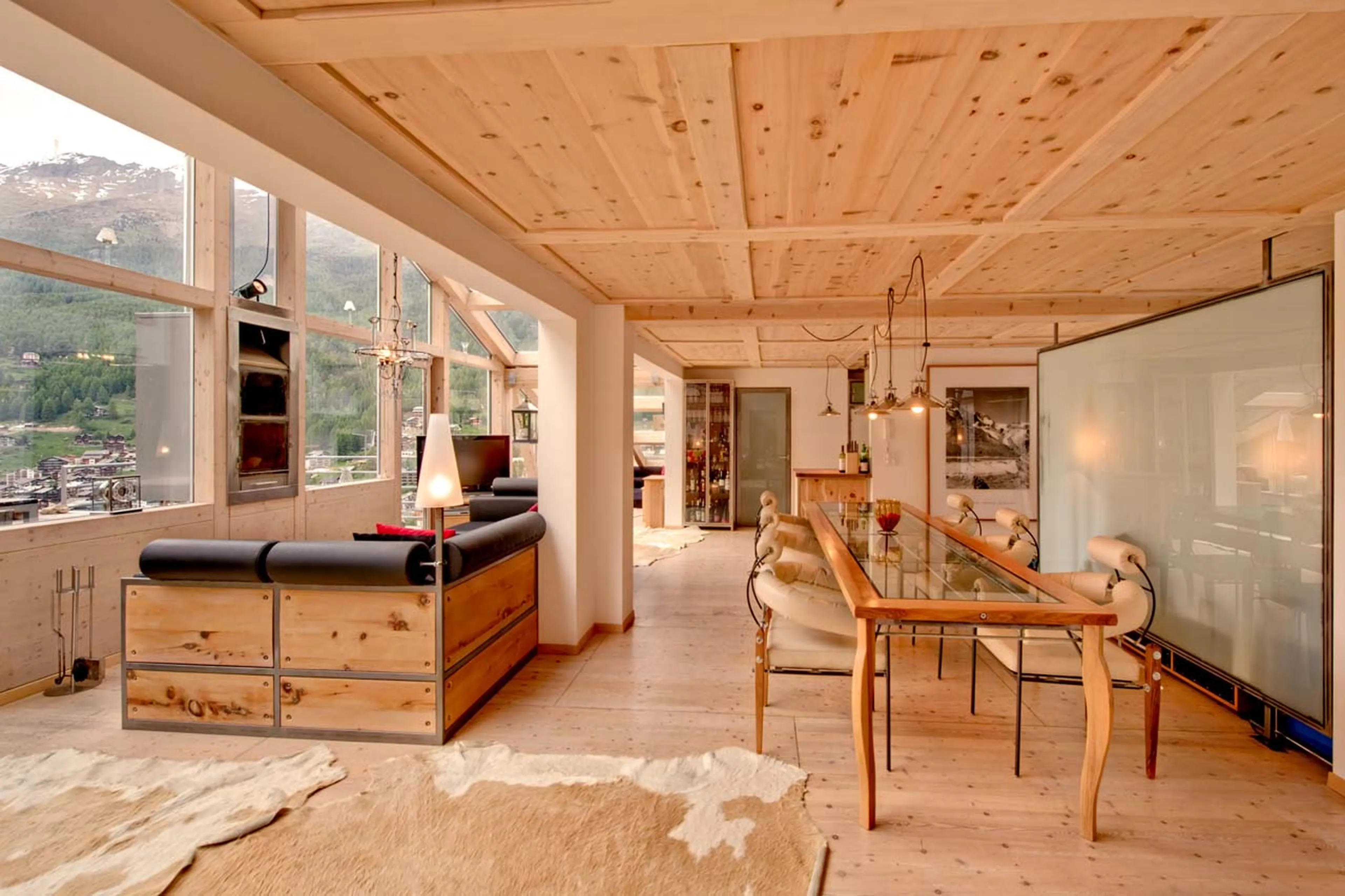 Main floor at Heinz Julen Penthouse in Zermatt