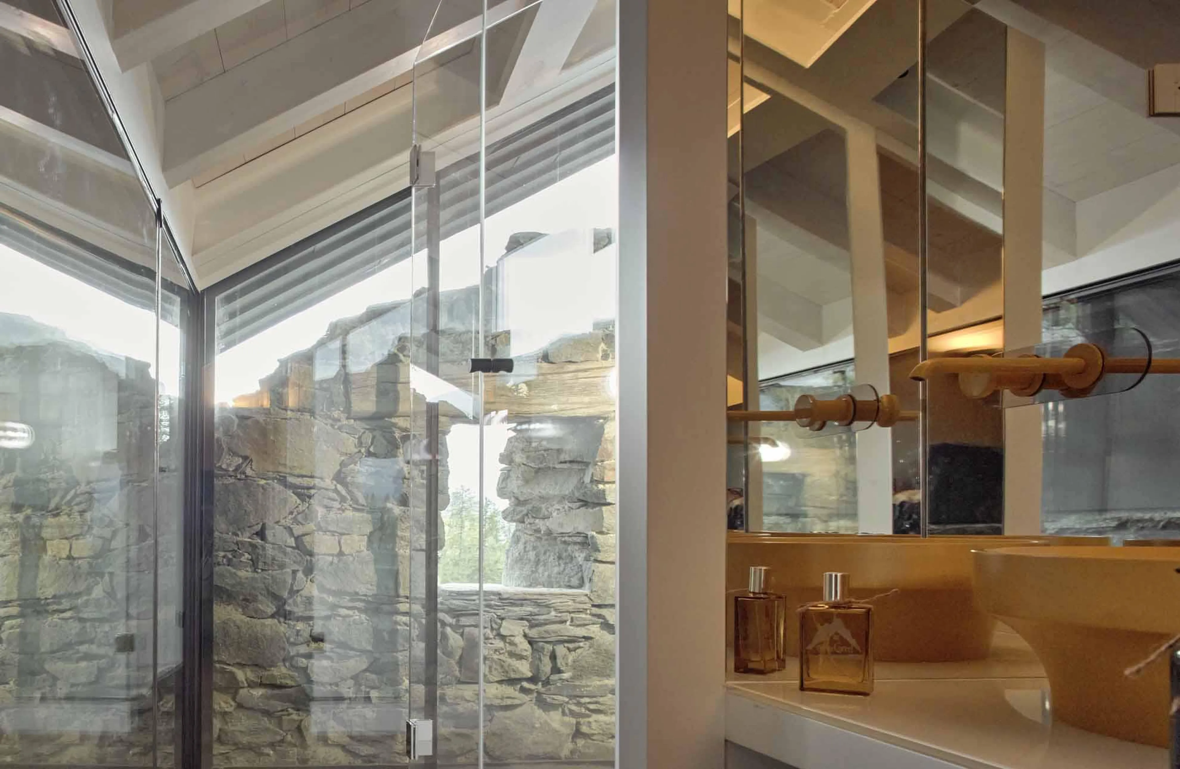 En-suite shower room in Heritage Carrel, Cervinia