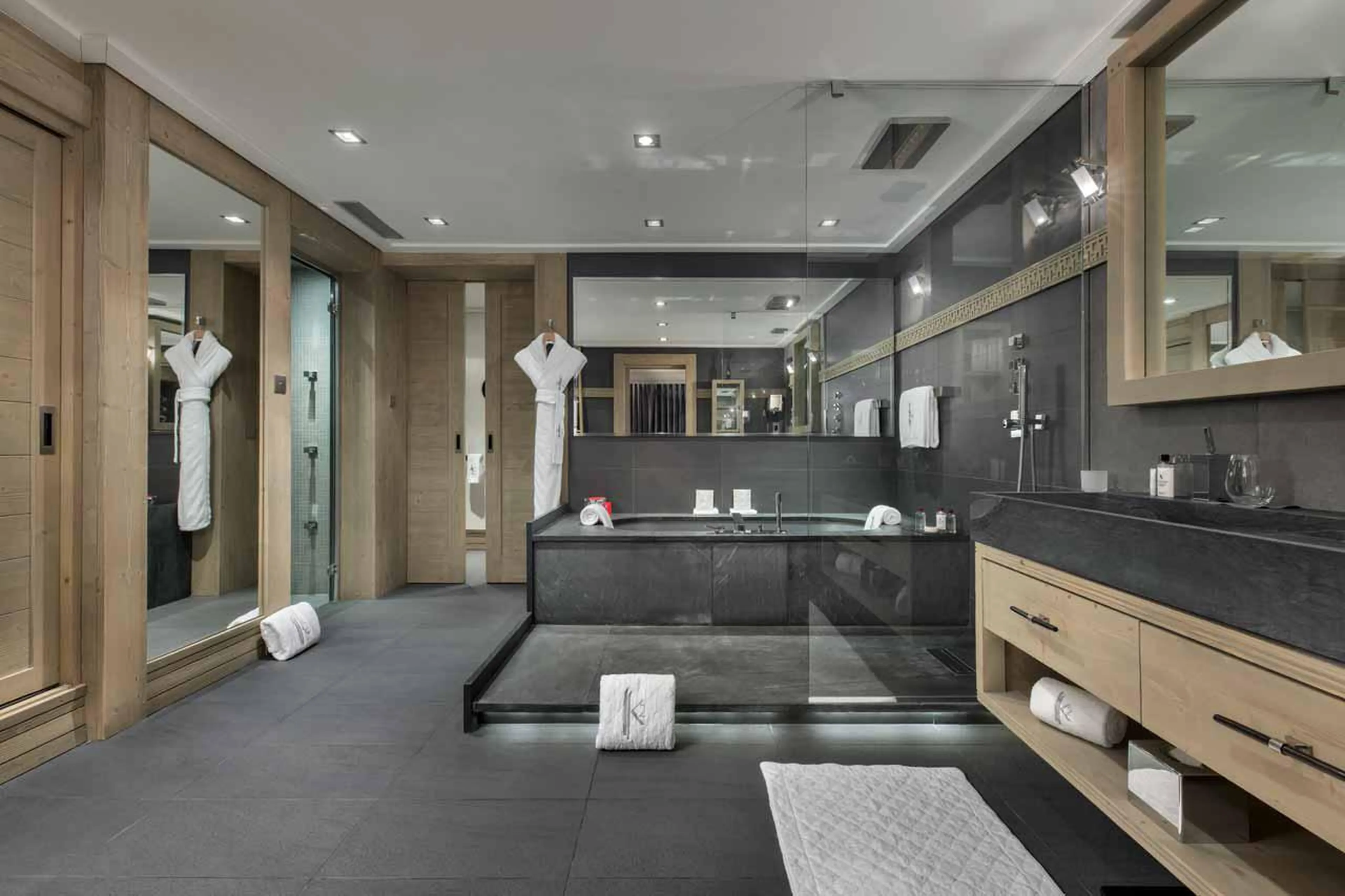 Bathroom one at Chalet Abruzzes in Courchevel 1850