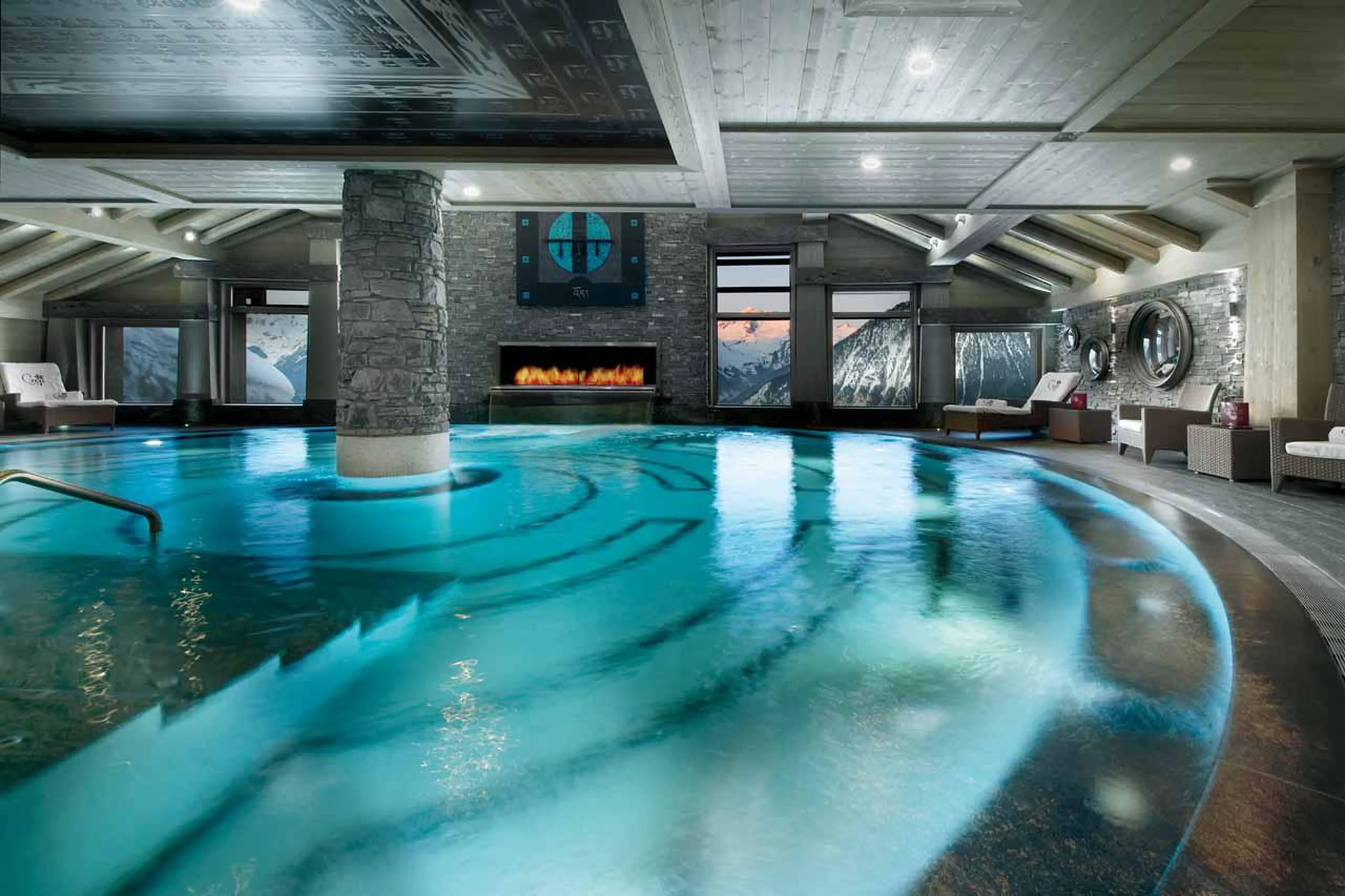 Goji spa with pool at K2 Palace in Courchevel 1850