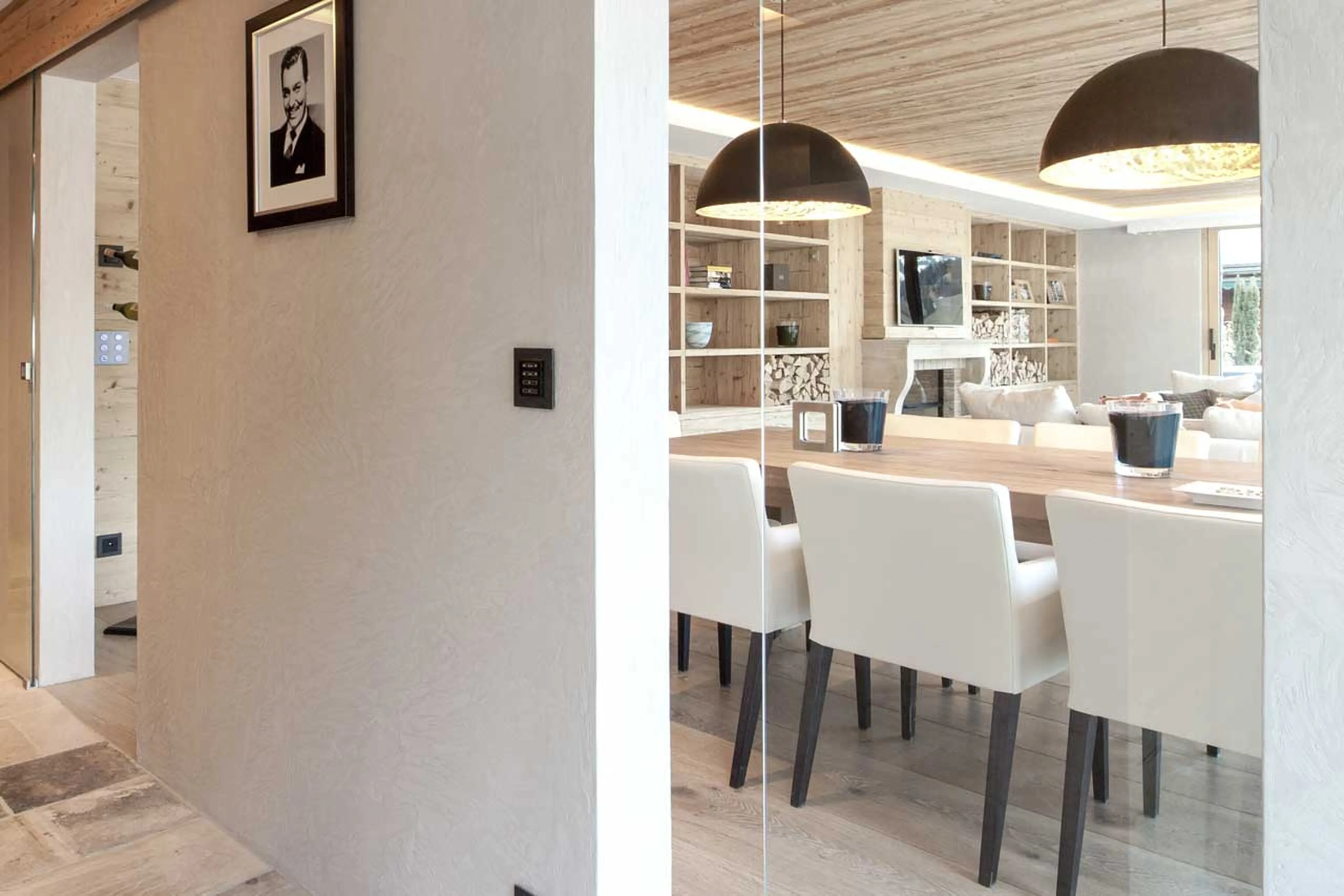 Entrance to living area at Apartment Le Cerf Rouge in Rougemont