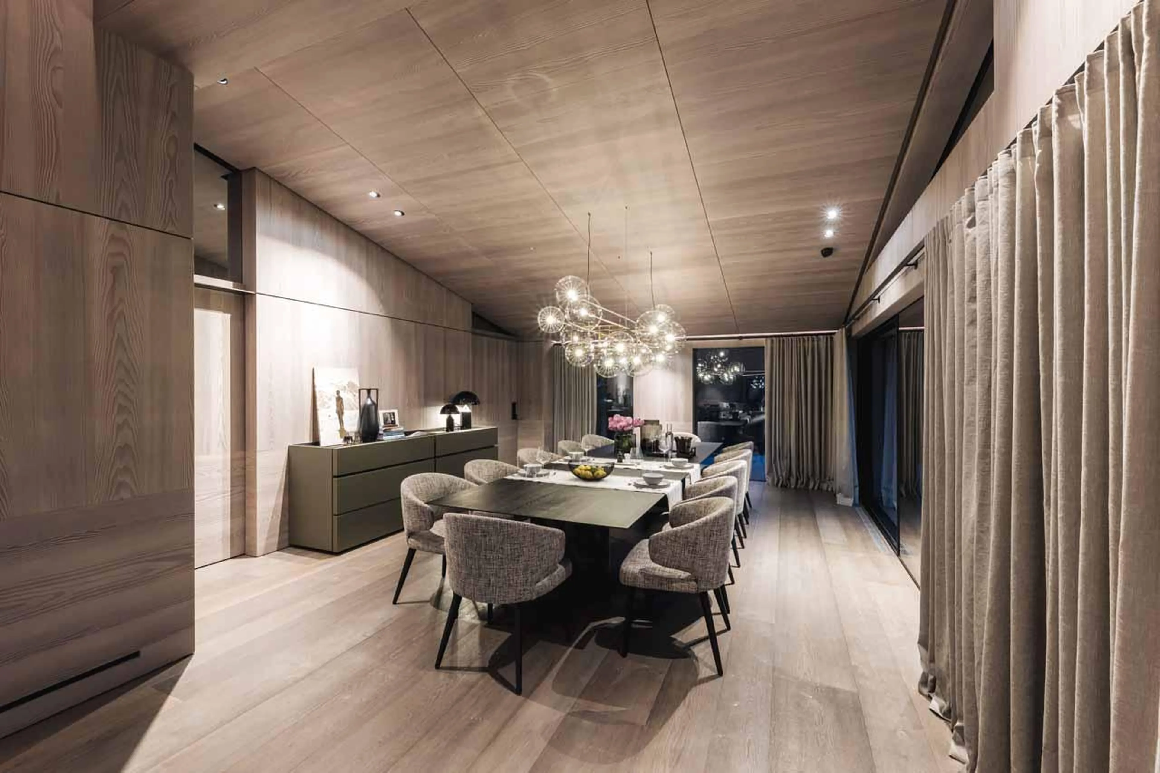 Dining room in Le Chalet, Lech