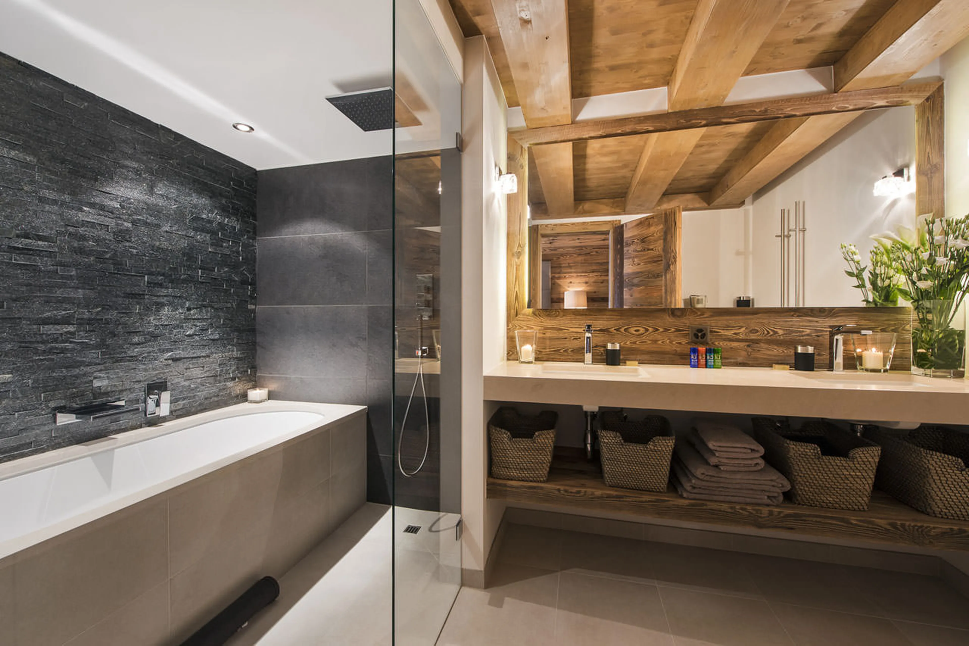 Master bathroom at Le Daray Penthouse in Verbier