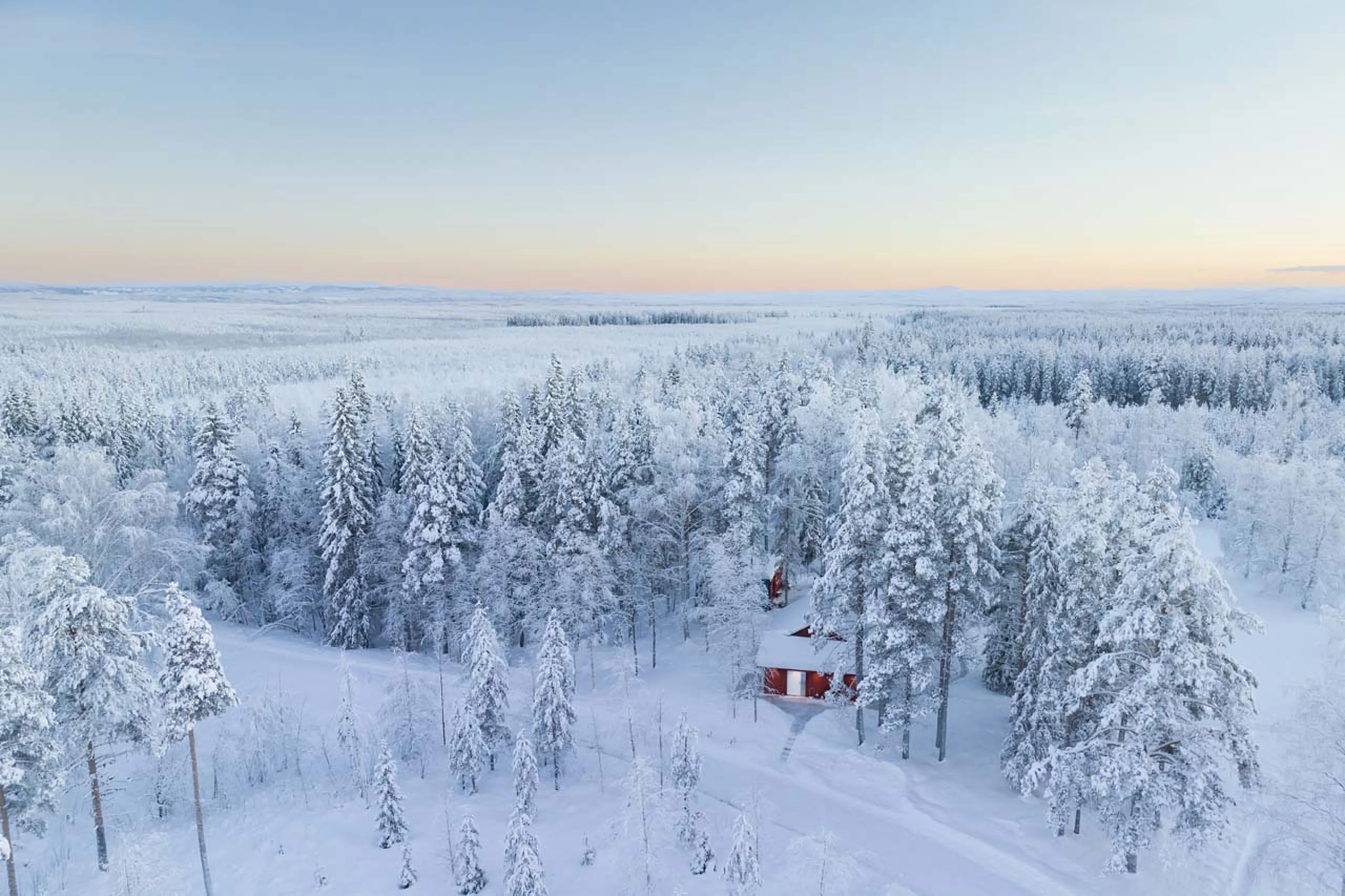 Winter exterior at Logger's Lodge in Sweden