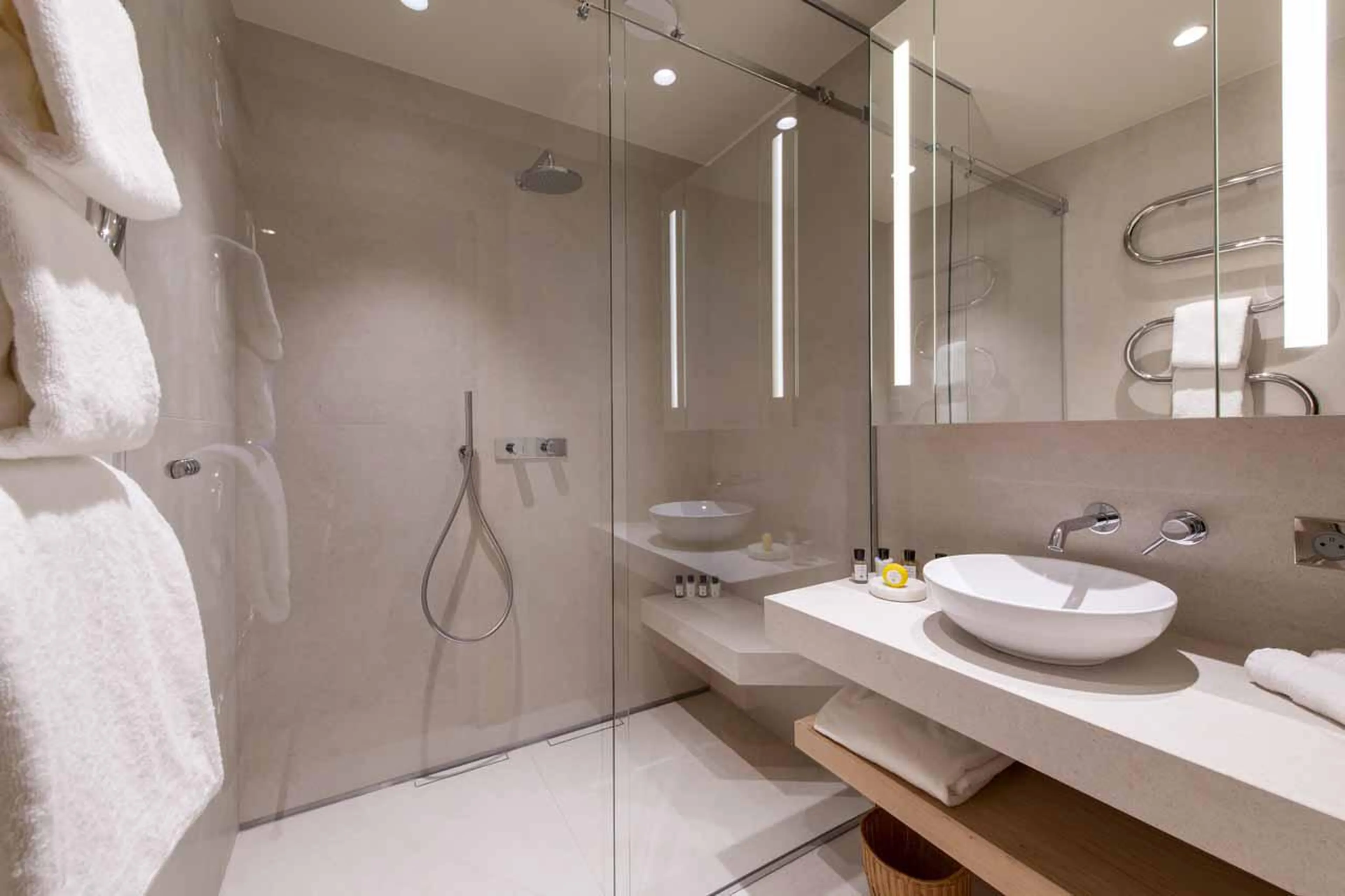 En-suite with large walk-in shower in Lord of Snow, Courchevel 1850