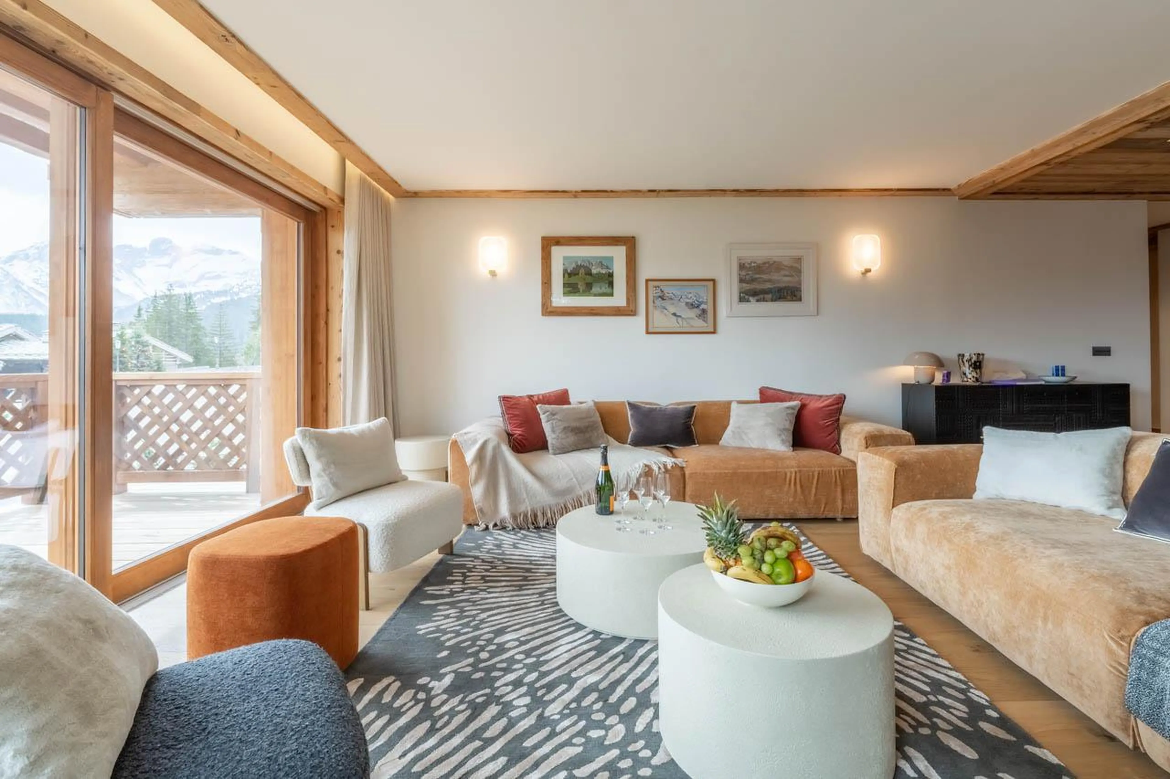 Plush velvet sofas at Apartment Manej 4 in Courchevel 1850