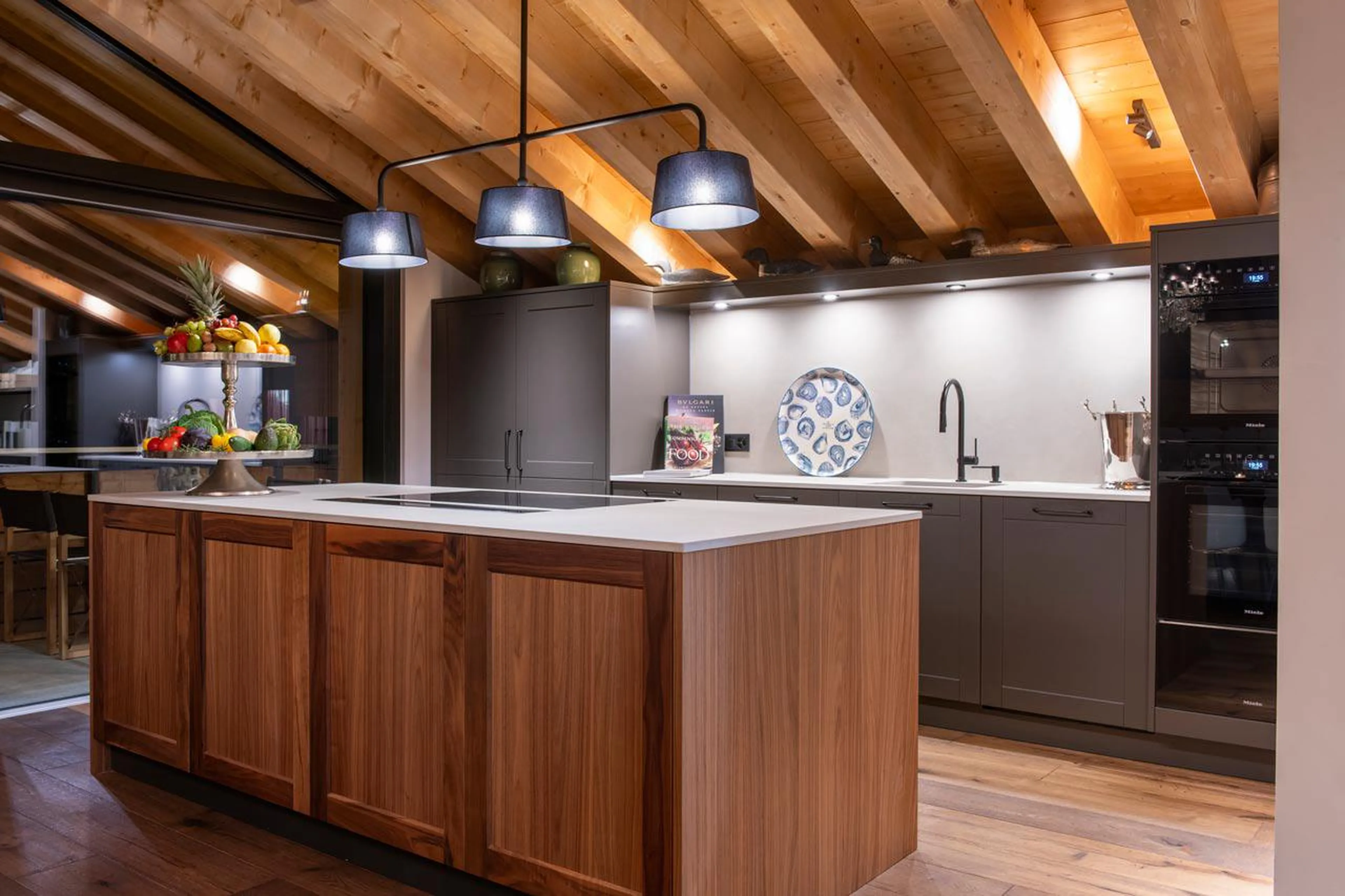 Kitchen in the evening in Matterhorn Penthouse, Zermatt