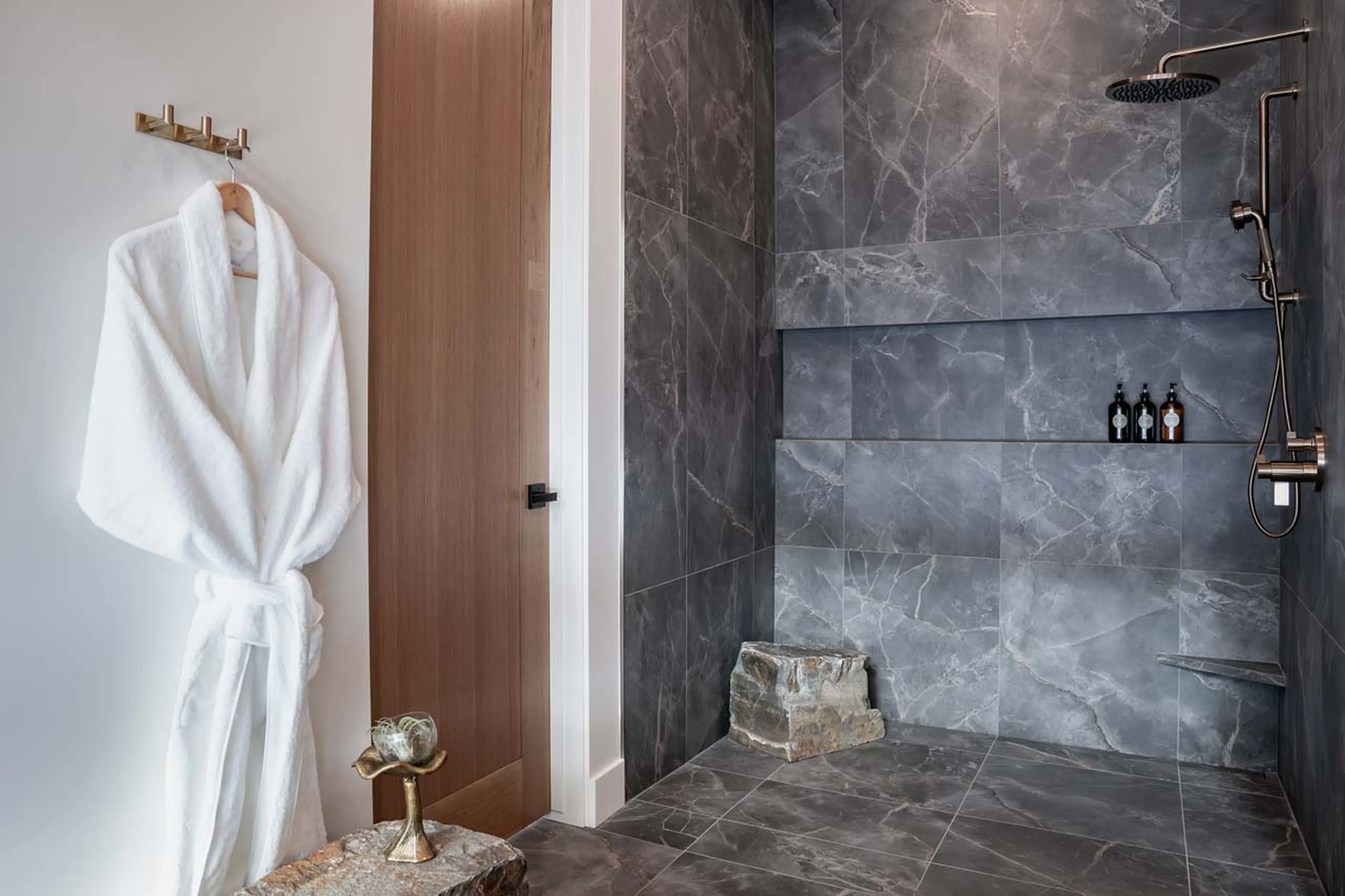 Shower room in Mountain Lake Chalet, Revelstoke