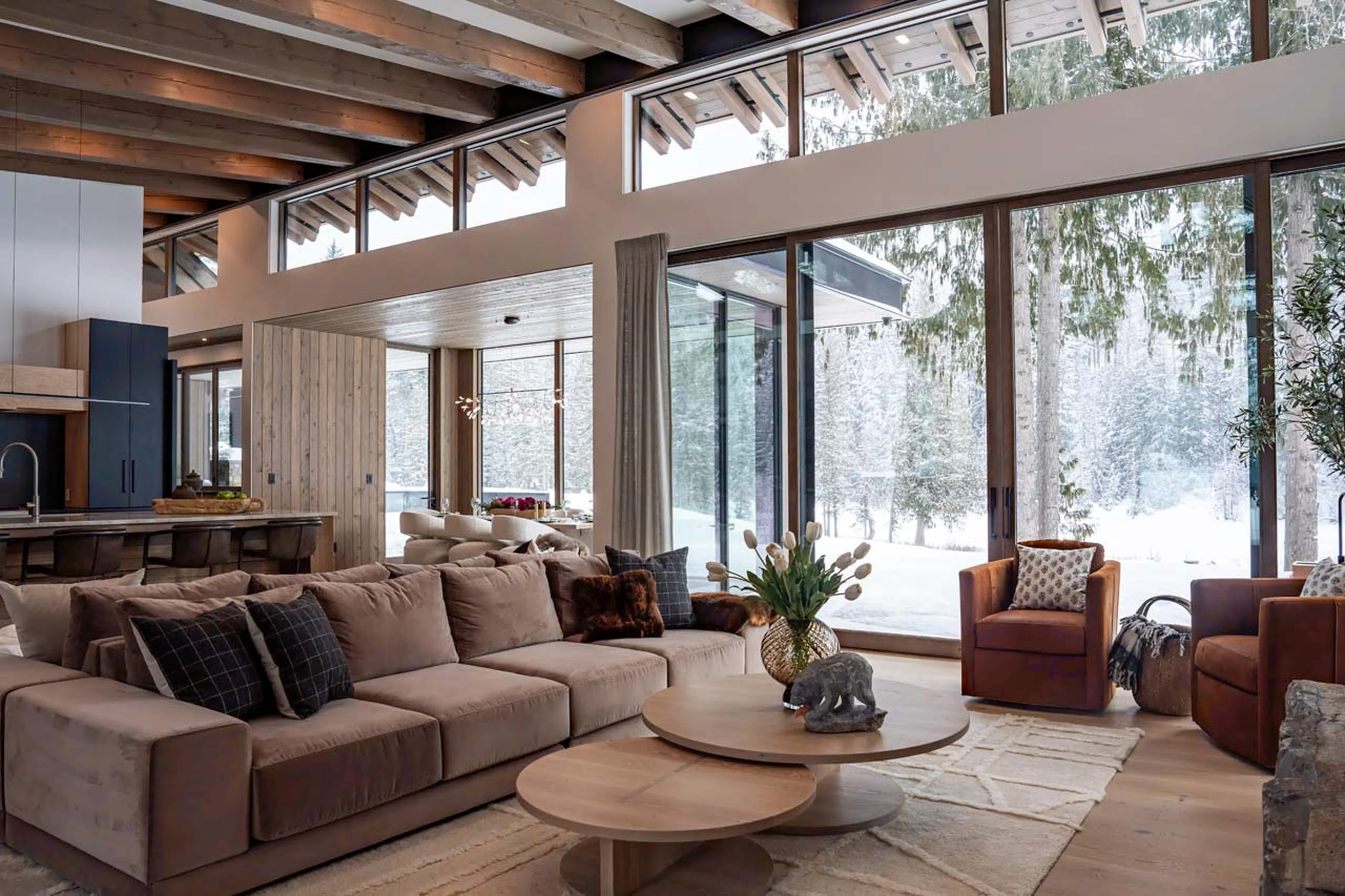 Sitting room in Mountain Lake Chalet, Revelstoke