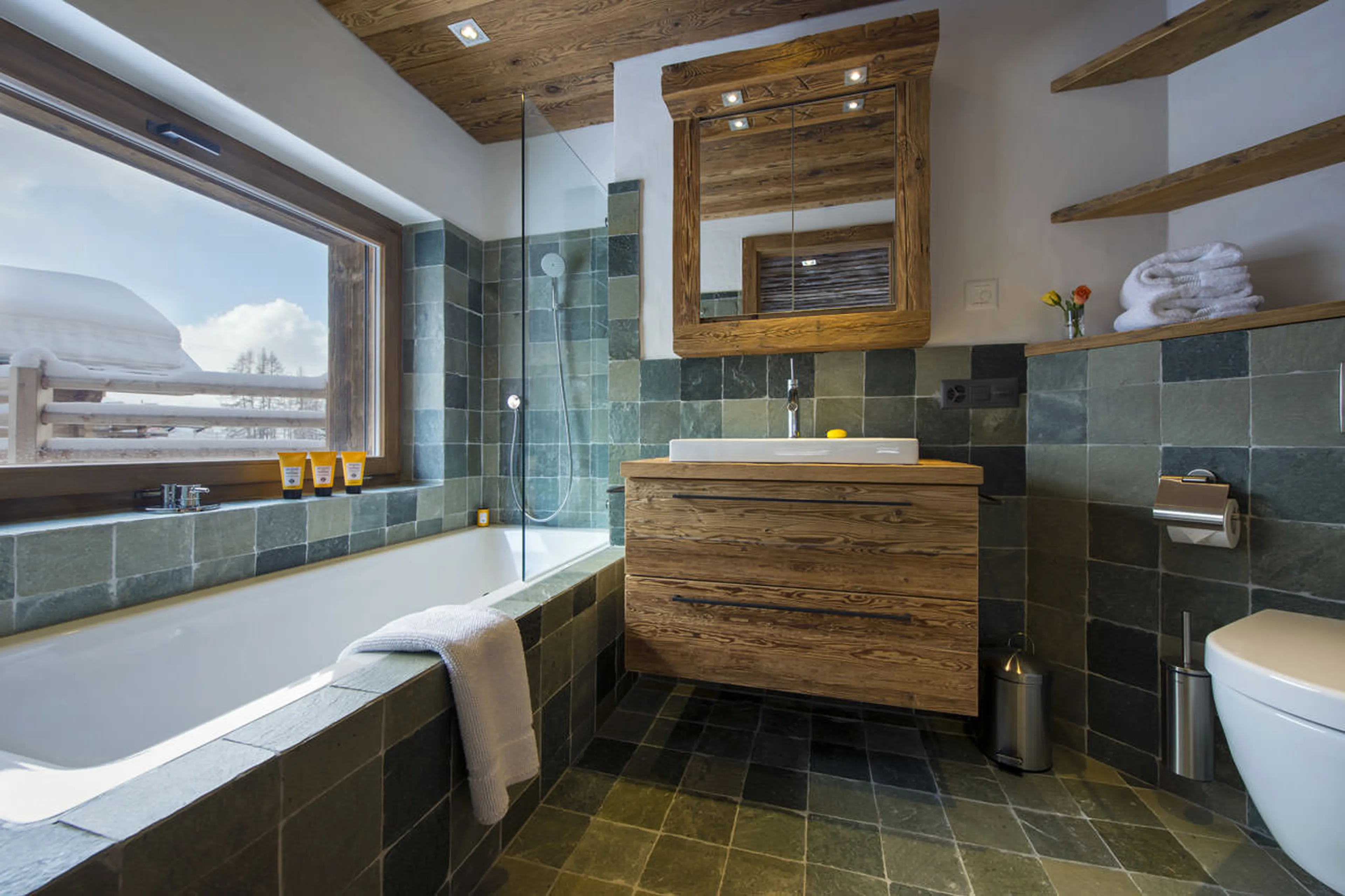 En-suite bathroom at Exterior of No. 5 Apartment 4 in Verbier