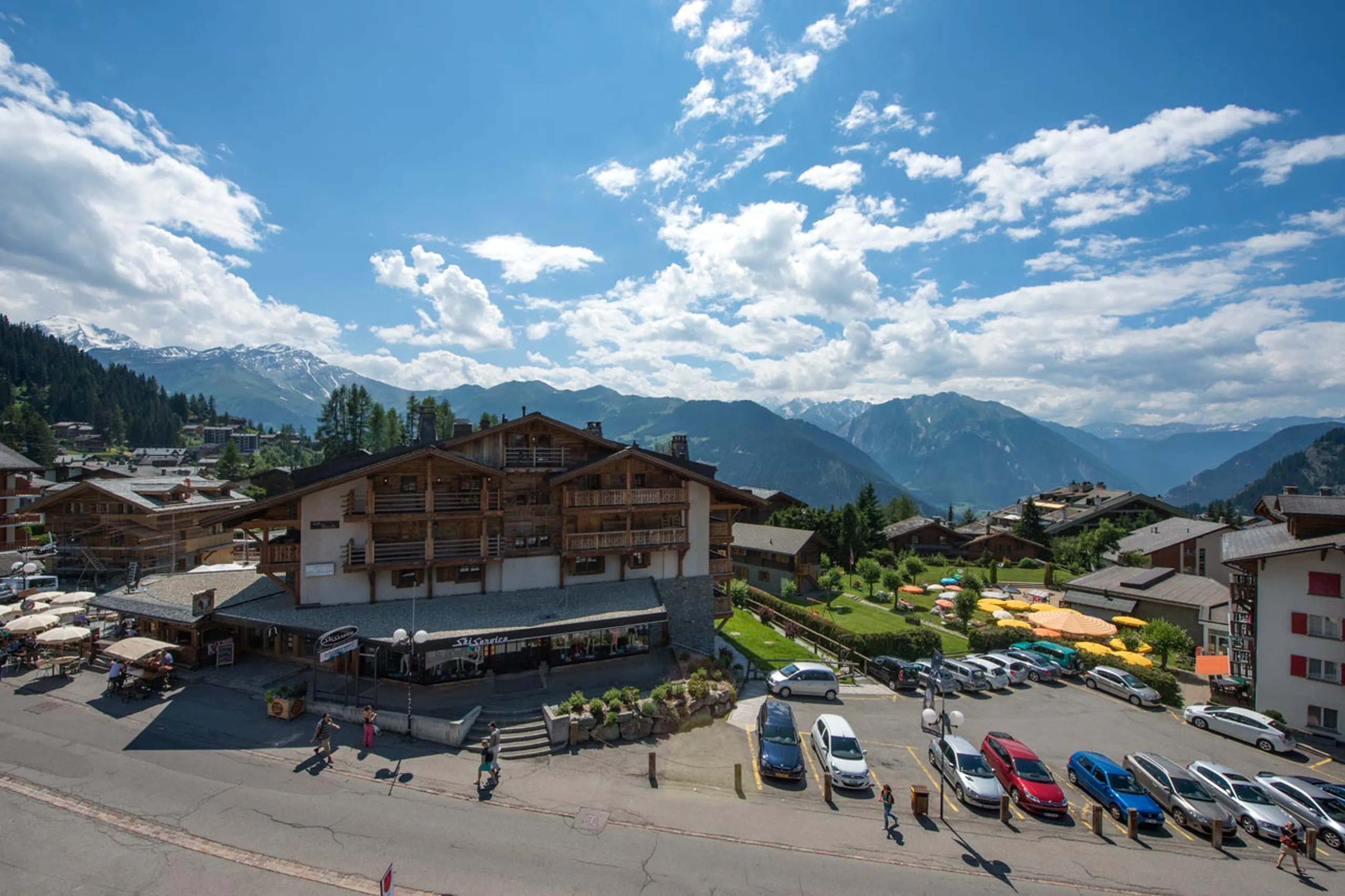 Exterior of No. 5 Apartment 4 in Verbier