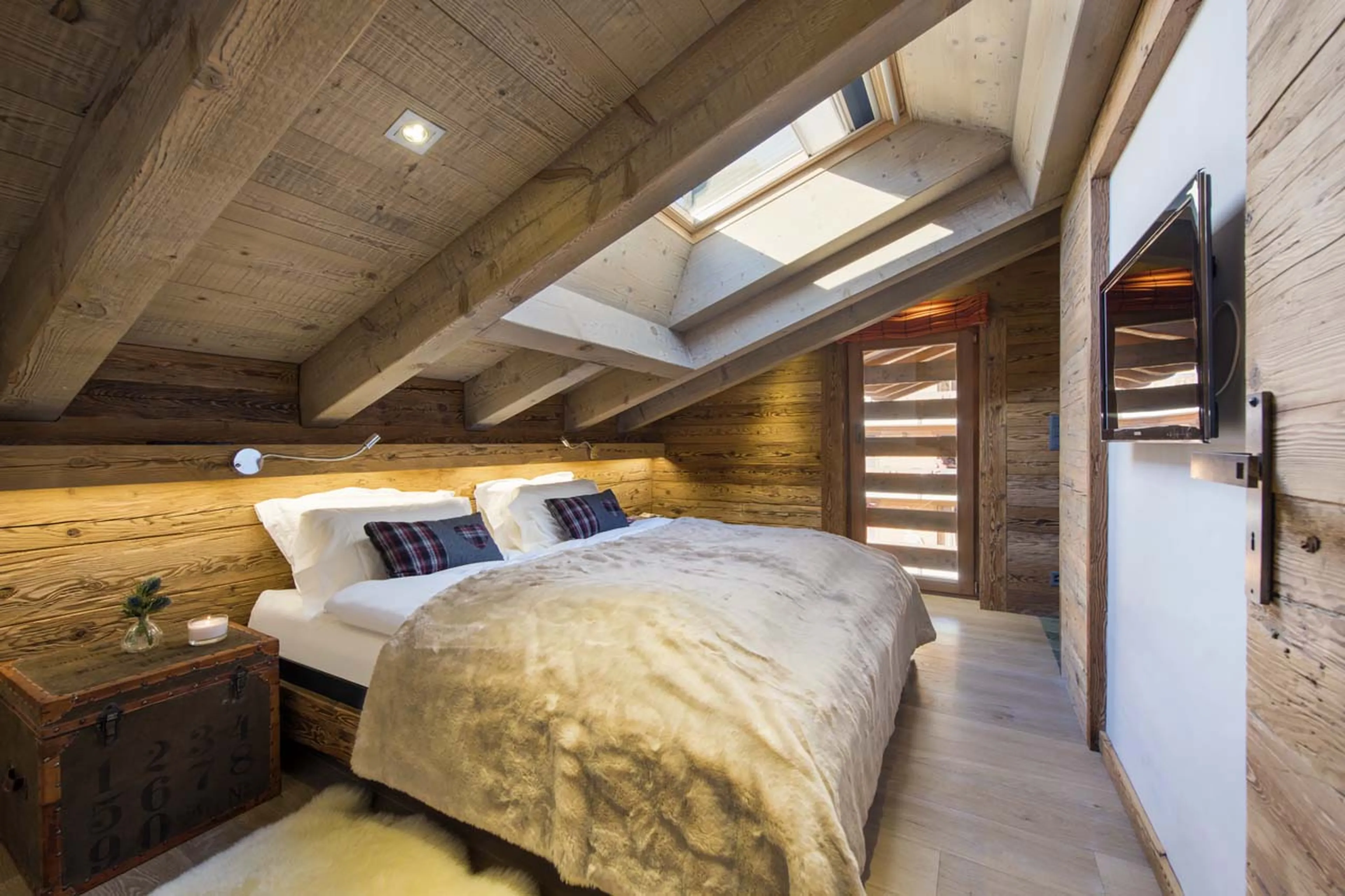 Bedroom two in No. 5 Penthouse in Verbier