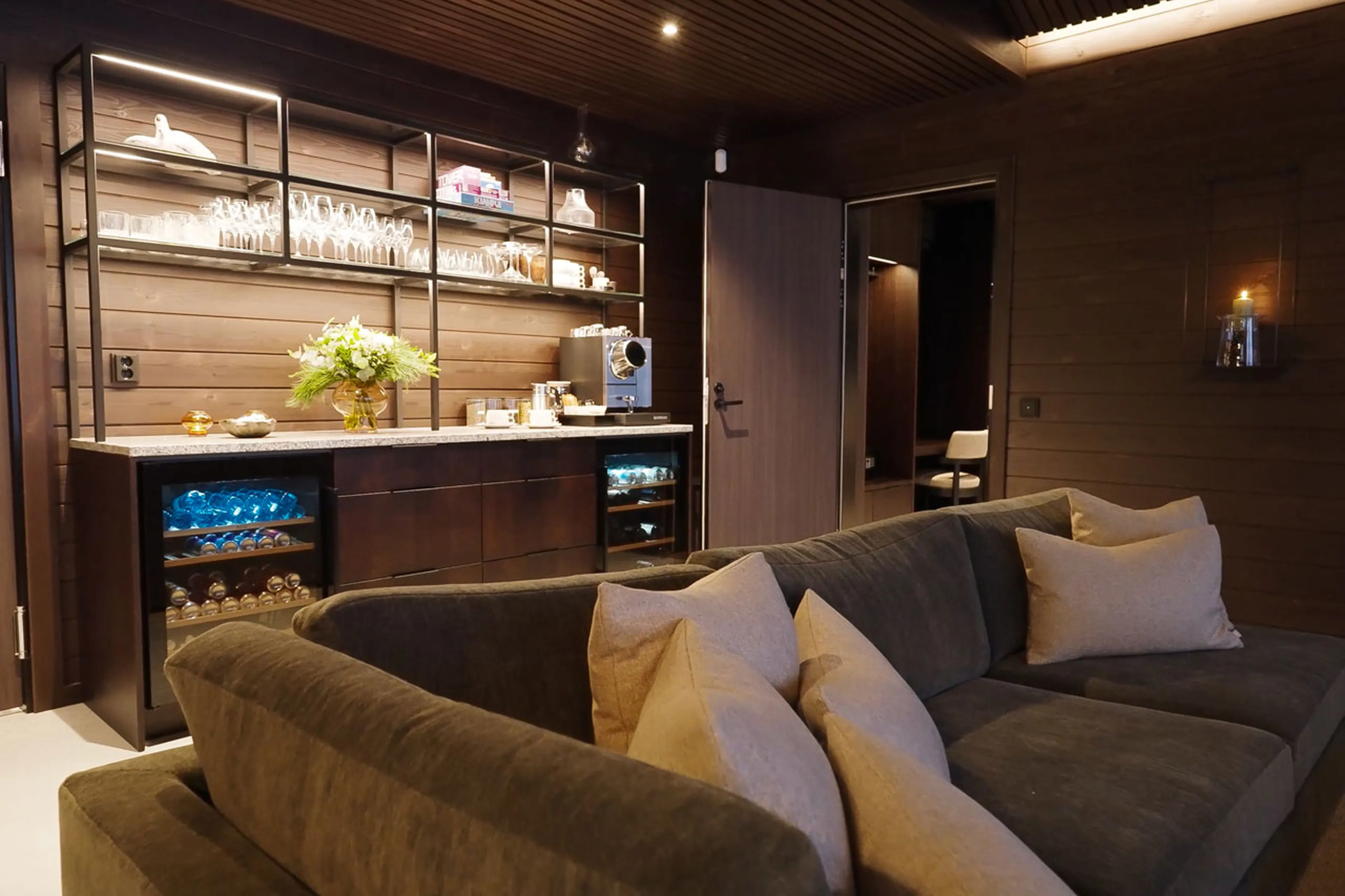 Living area bar at Octola II Villa in Finland