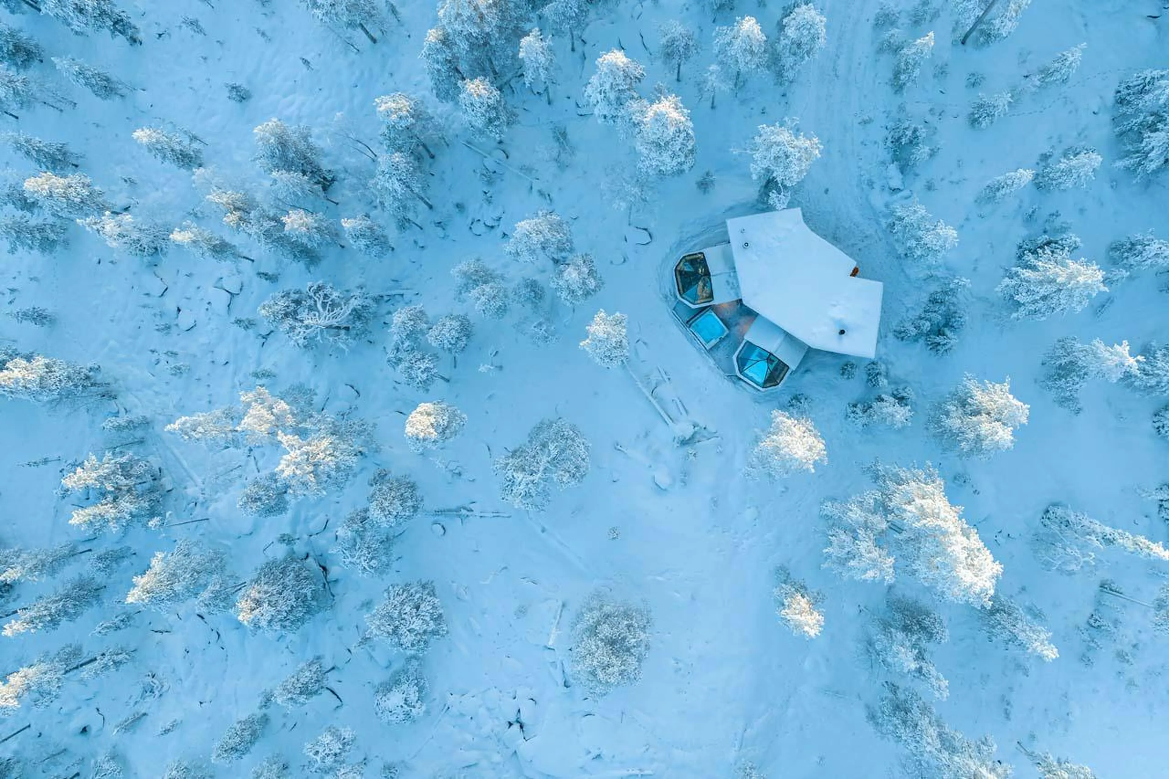 Fully glassed suite allowing you to sleep under the stars at Octola Glass Igloo in Finland