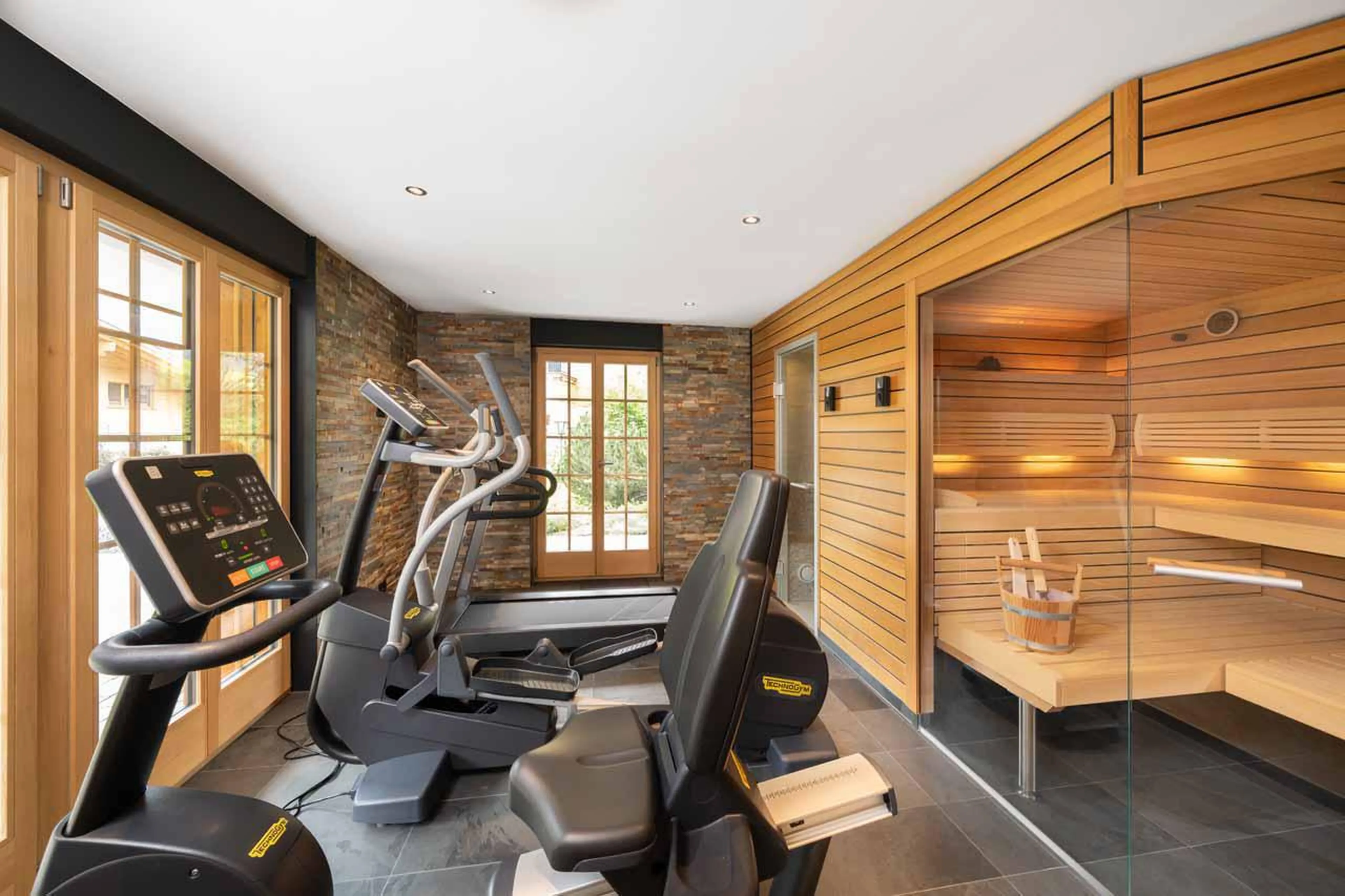Gym within spa and wellness area at Chalet Alia in Grindelwald