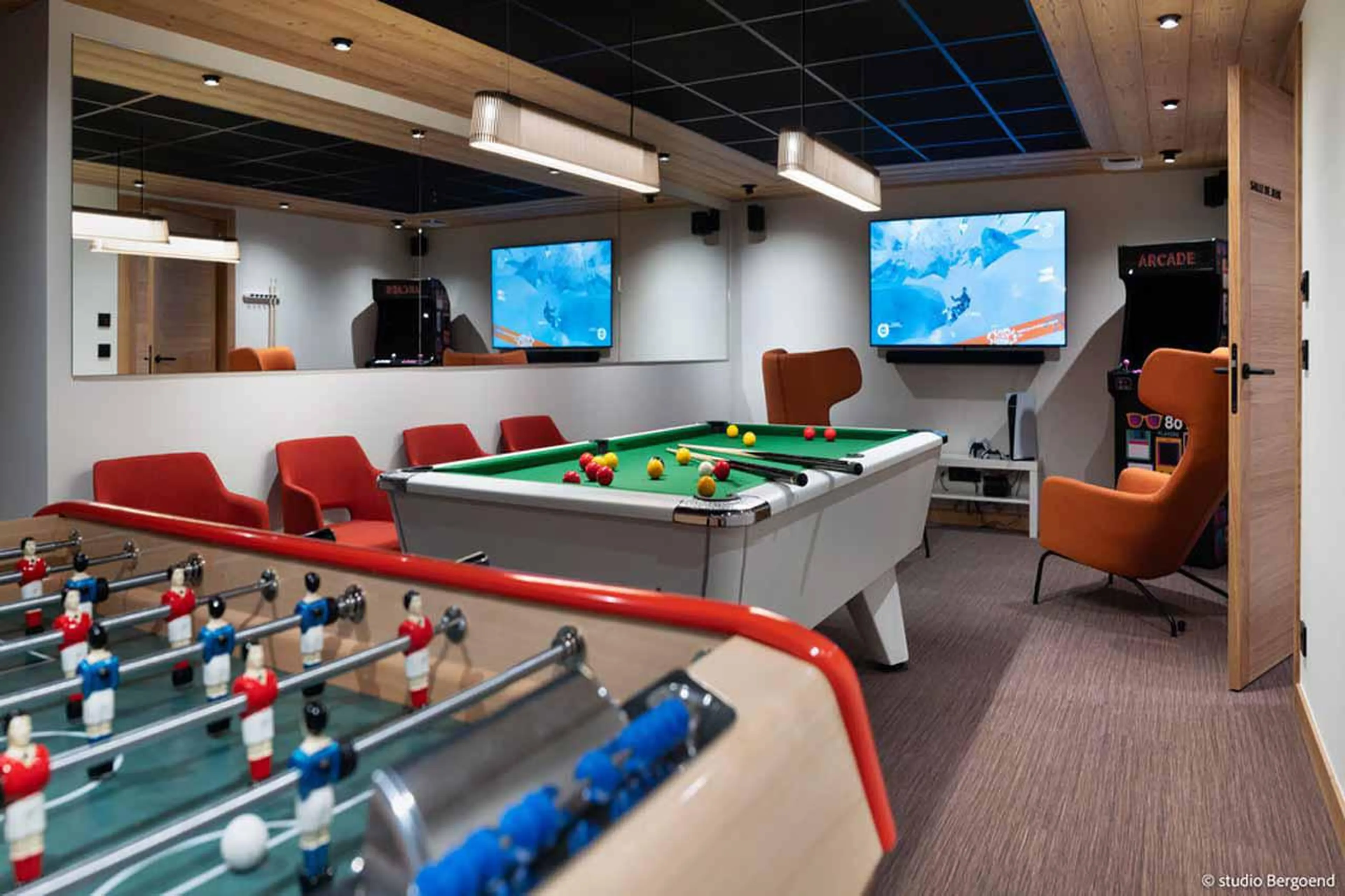 Games room at Chalet Arpoza in Les Arcs