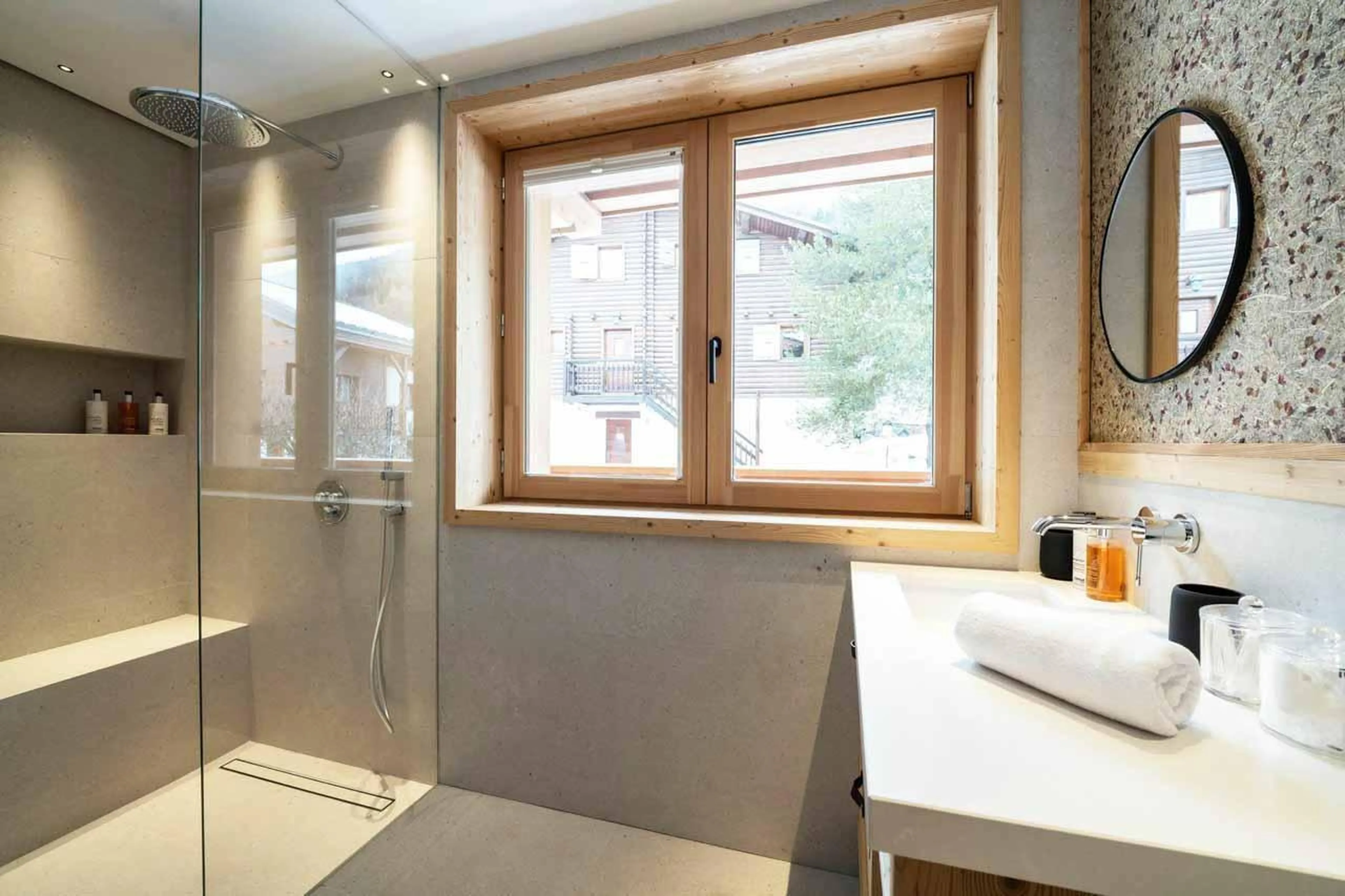En-suite shower room in Chalet Beloukha, Courchevel Le Praz